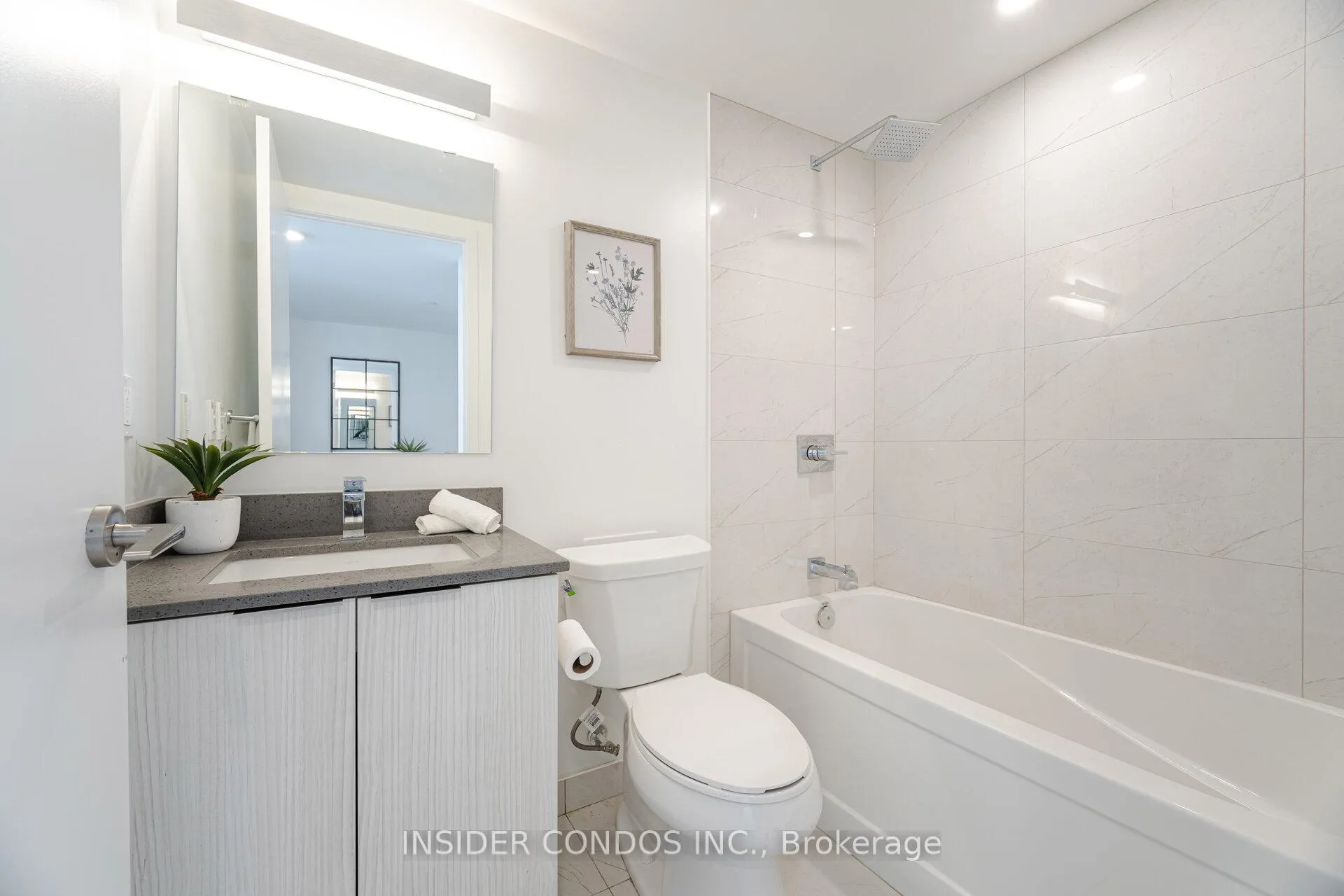 Photo 28 of Unit 5202, 501 Yonge Street, Toronto, Church-Yonge Corridor — HOMEH
