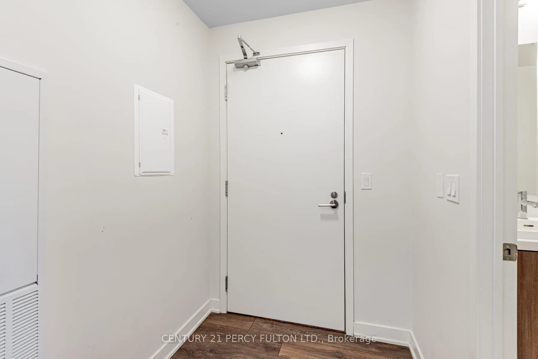 Photo 5 of Unit 104, 2 Sonic Way, Toronto, Flemingdon Park — HOMEH