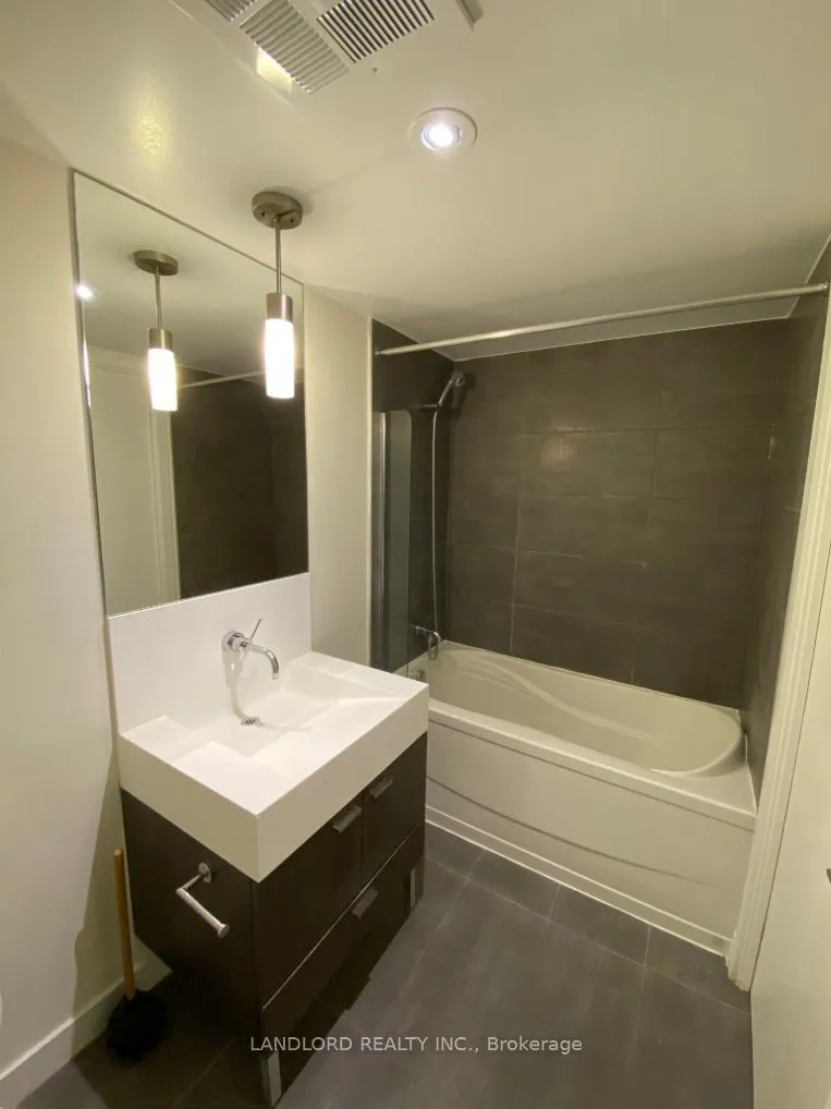 Photo 15 of Unit 1505, 110 Charles Street E, Toronto, Church-Yonge Corridor — HOMEH