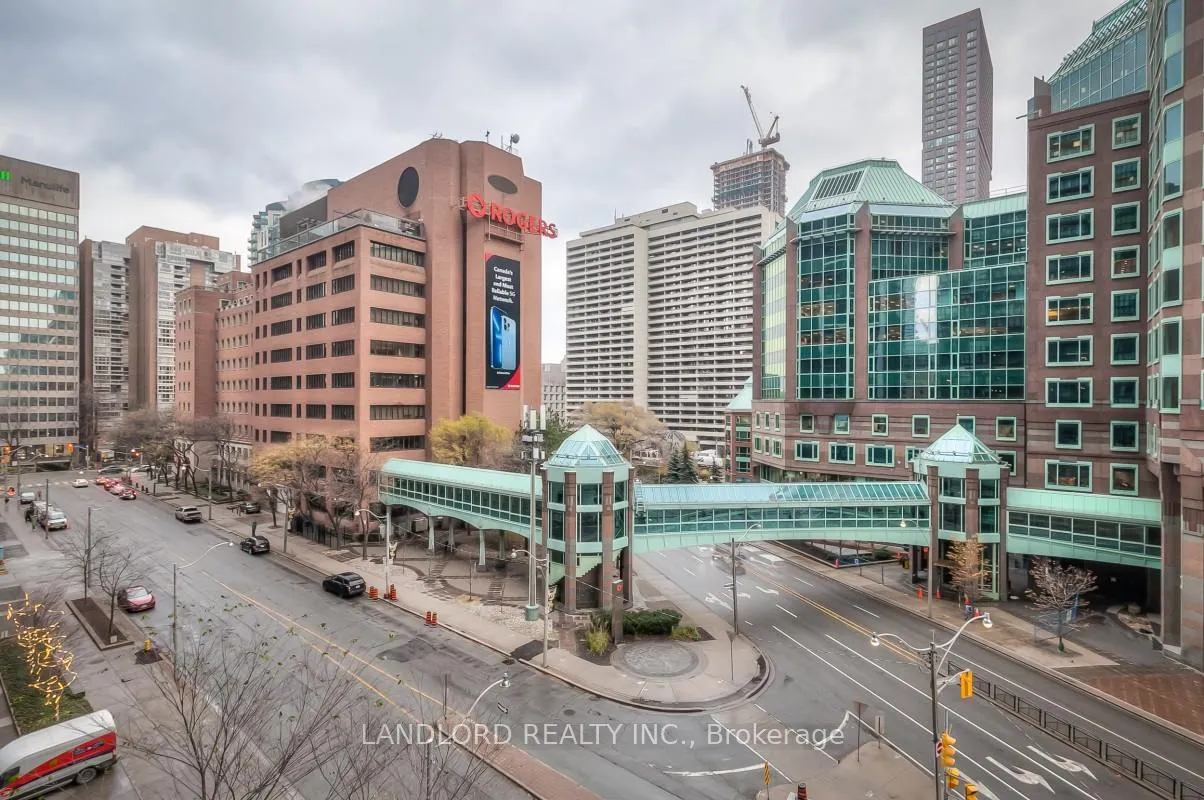 Photo 25 of Unit 1505, 110 Charles Street E, Toronto, Church-Yonge Corridor — HOMEH