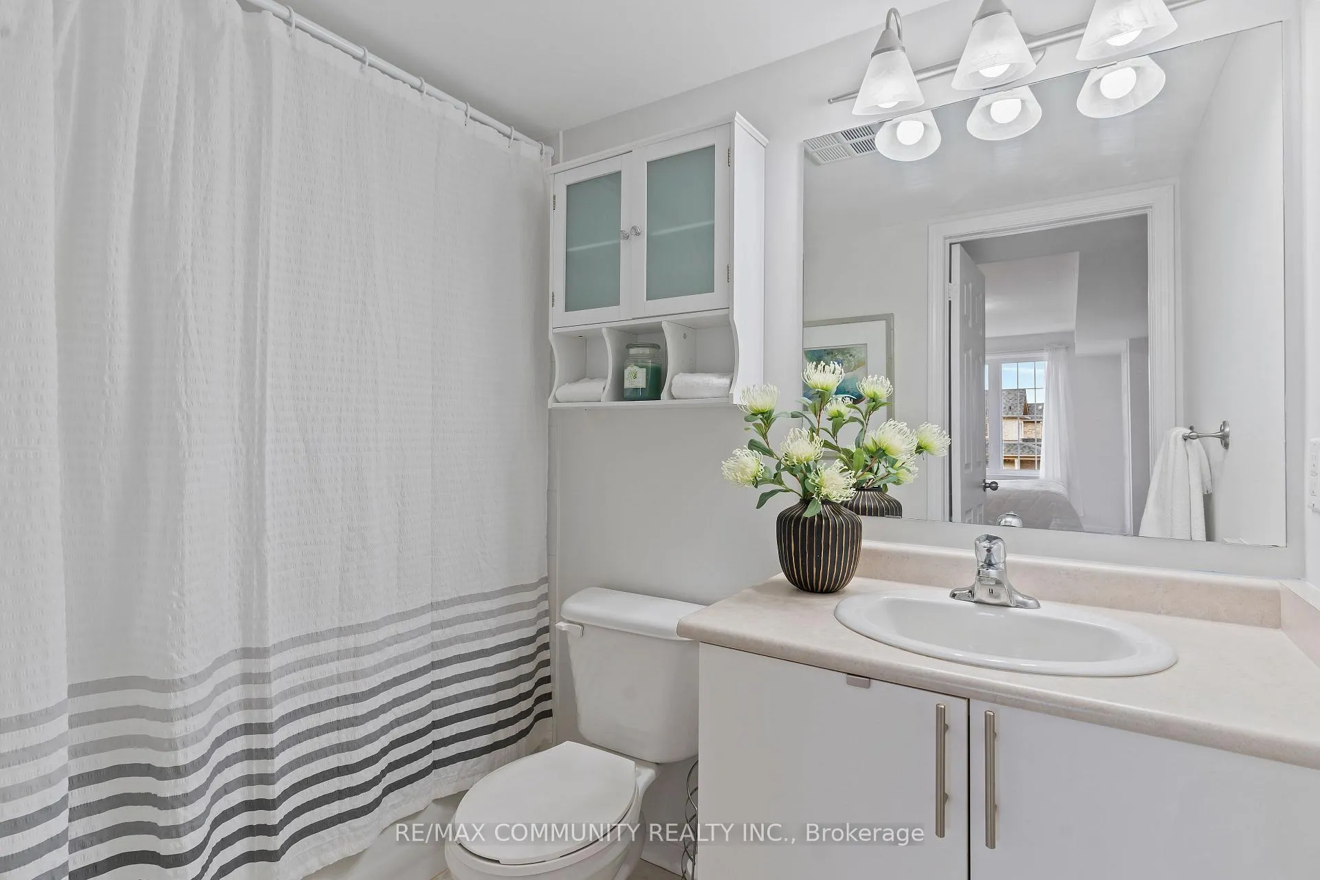 Photo 19 of Unit 2, 74 Petra Way, Whitby, Pringle Creek — HOMEH