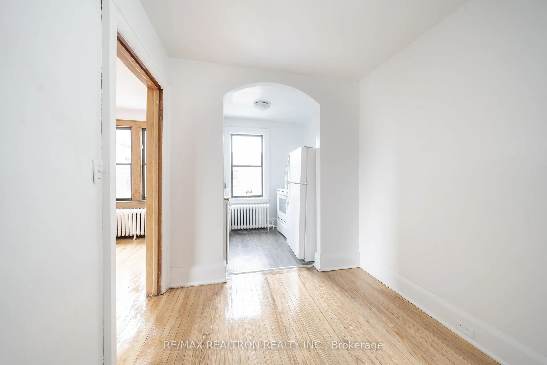 Photo 5 of Unit 2, 2 Kingston Road, Toronto, Woodbine Corridor — HOMEH