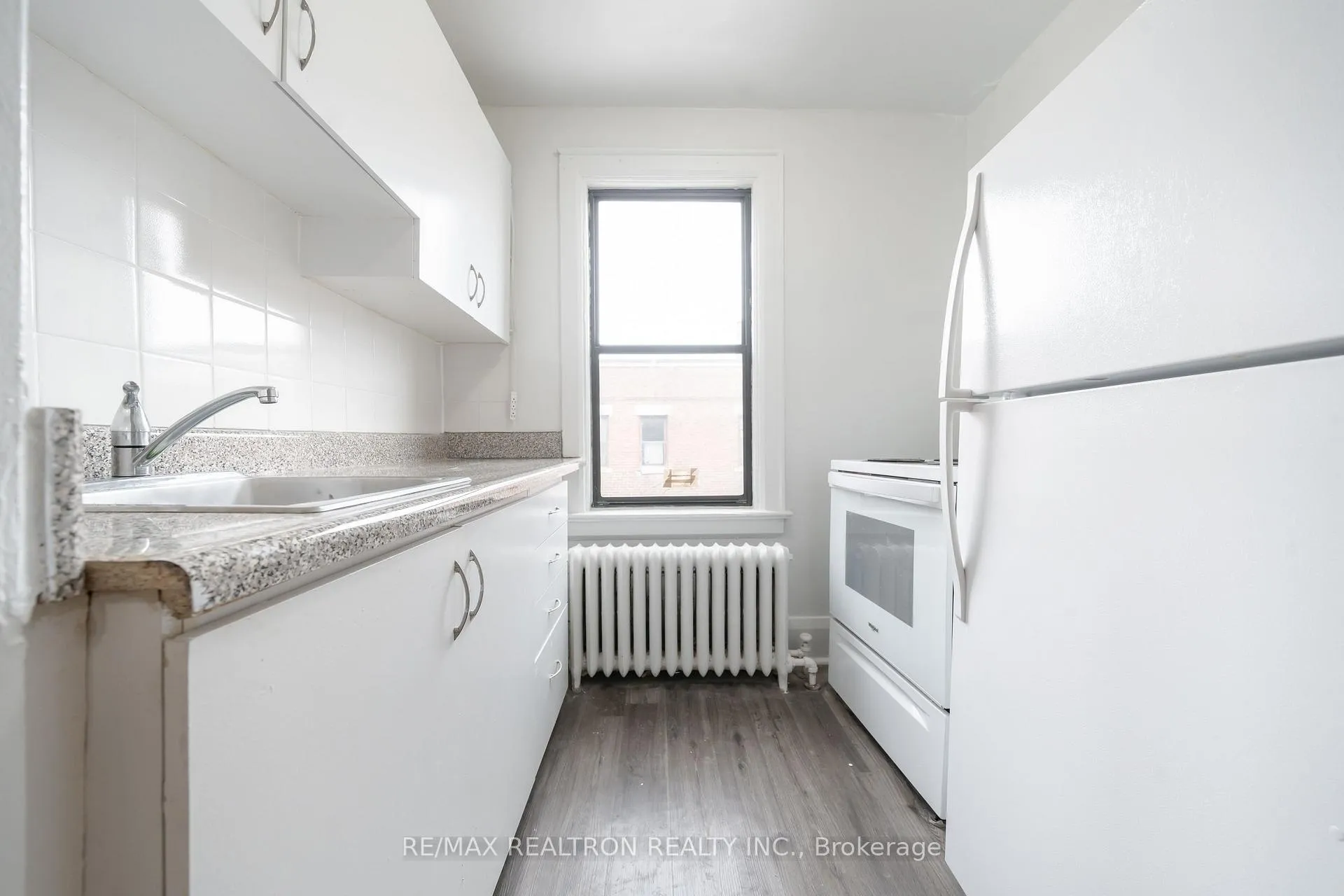 Photo 7 of Unit 2, 2 Kingston Road, Toronto, Woodbine Corridor — HOMEH