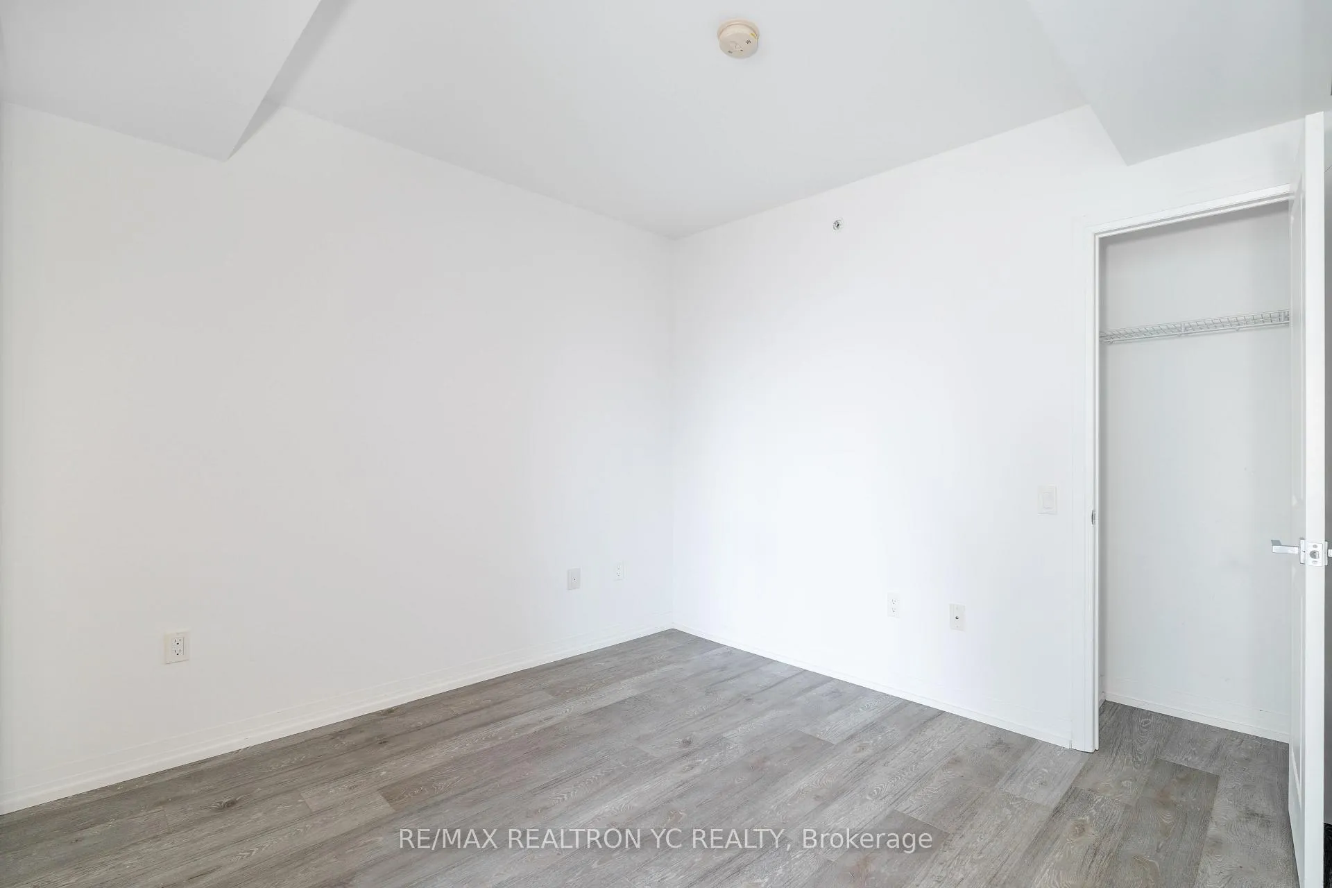 Photo 6 of Unit 1221, 251 Jarvis Street, Toronto, Church-Yonge Corridor — HOMEH