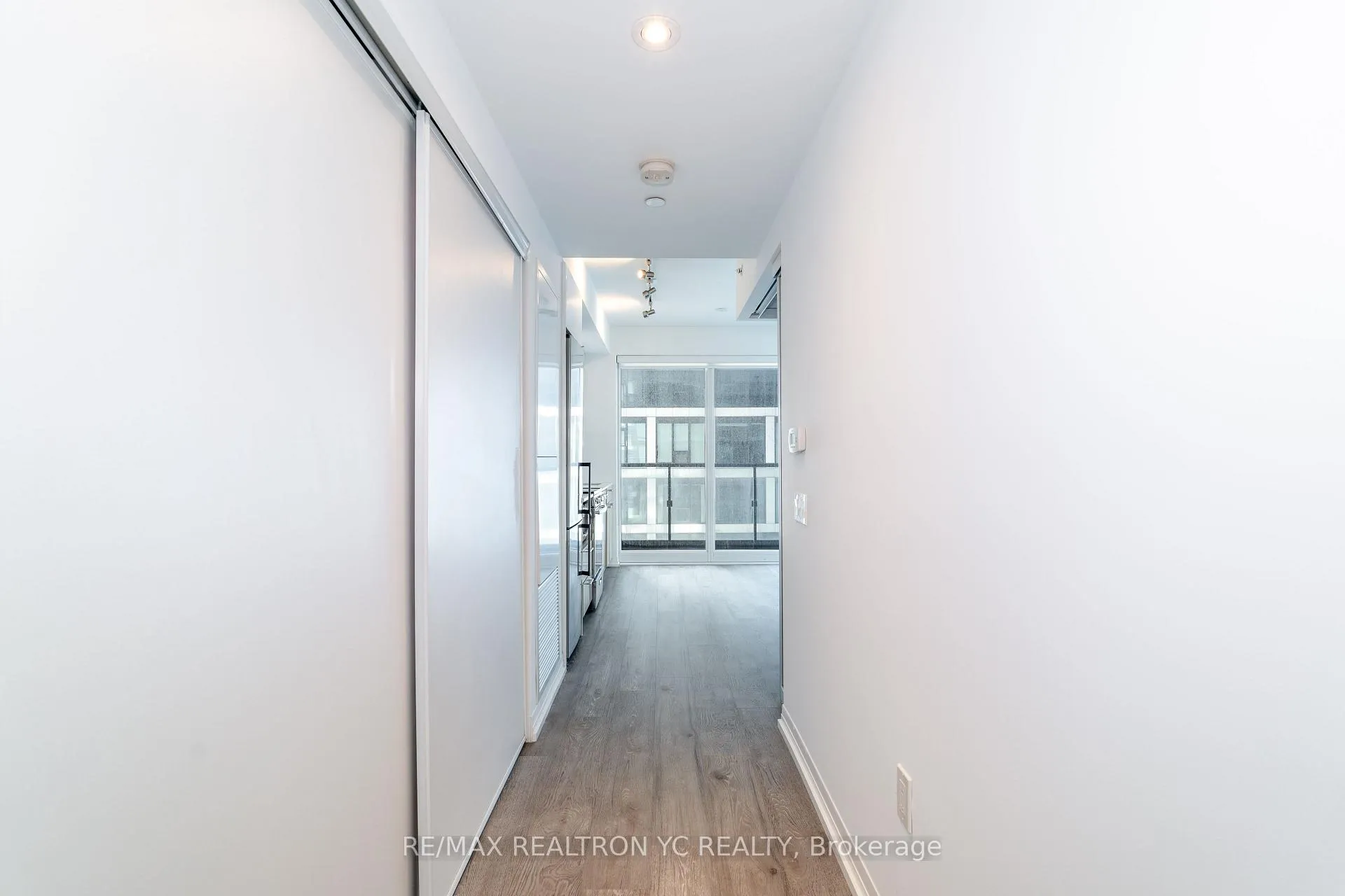 Photo 8 of Unit 1221, 251 Jarvis Street, Toronto, Church-Yonge Corridor — HOMEH