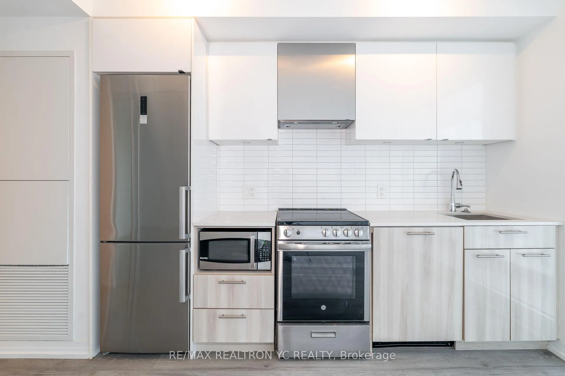 Photo 13 of Unit 1221, 251 Jarvis Street, Toronto, Church-Yonge Corridor — HOMEH