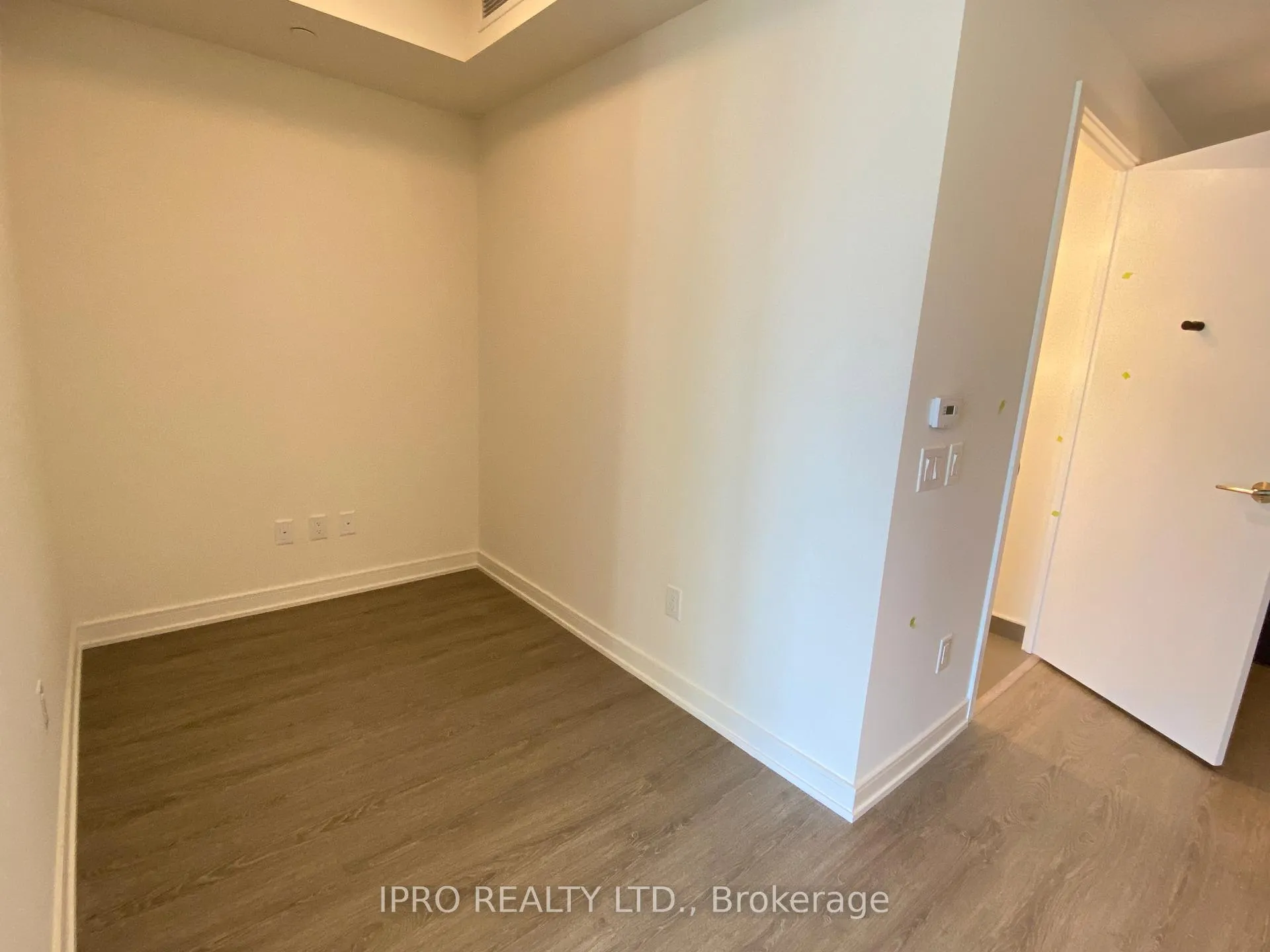 Photo 9 of Unit 1009, 425 Front Street E, Toronto, Waterfront Communities — HOMEH