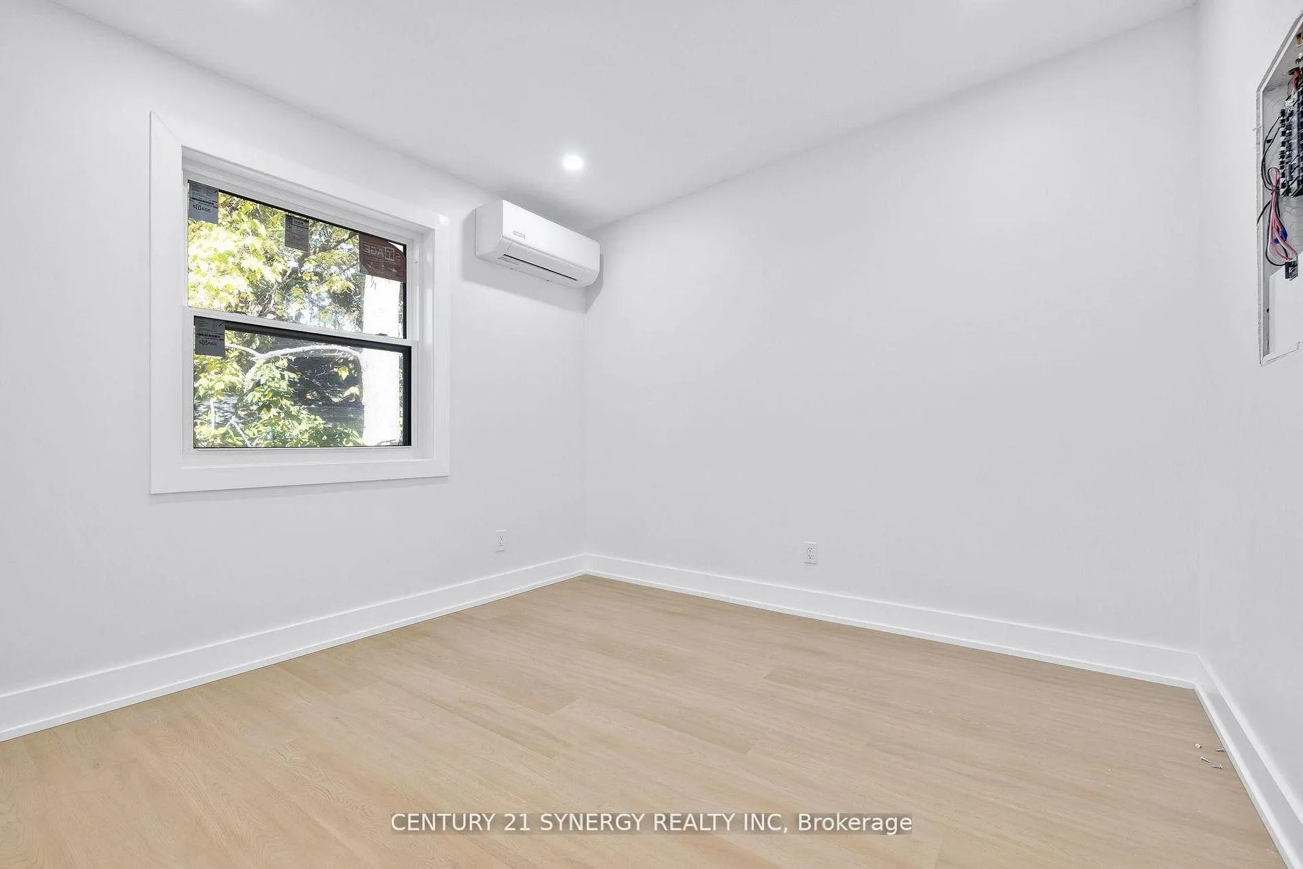 Photo 13 of Unit 6, 598 Kirkwood Avenue, Ottawa, Westboro/Hampton Park — HOMEH