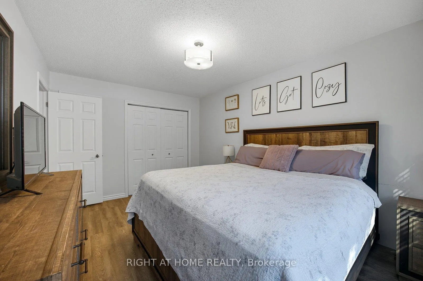 Photo 19 of 15 Glanville Crescent, Clarington, Bowmanville — HOMEH