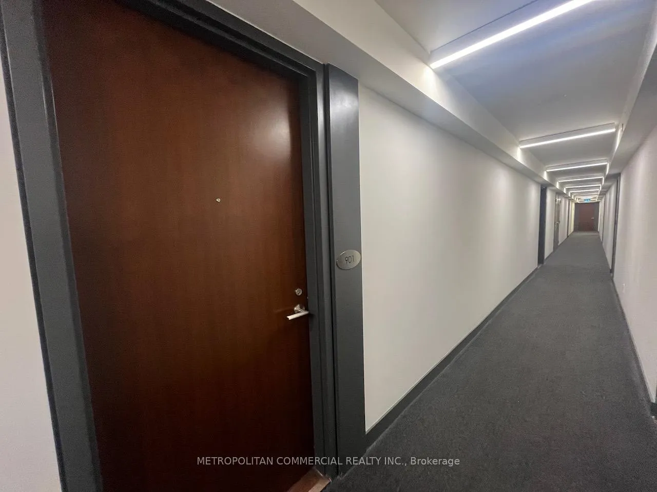 Photo 2 of Unit 901, 120 Varna Drive, Toronto, Englemount-Lawrence — HOMEH