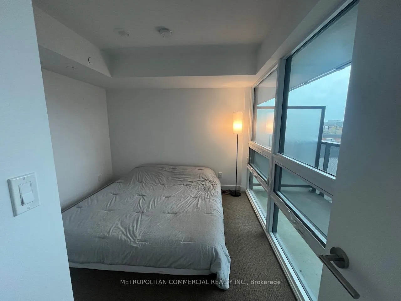 Photo 8 of Unit 901, 120 Varna Drive, Toronto, Englemount-Lawrence — HOMEH