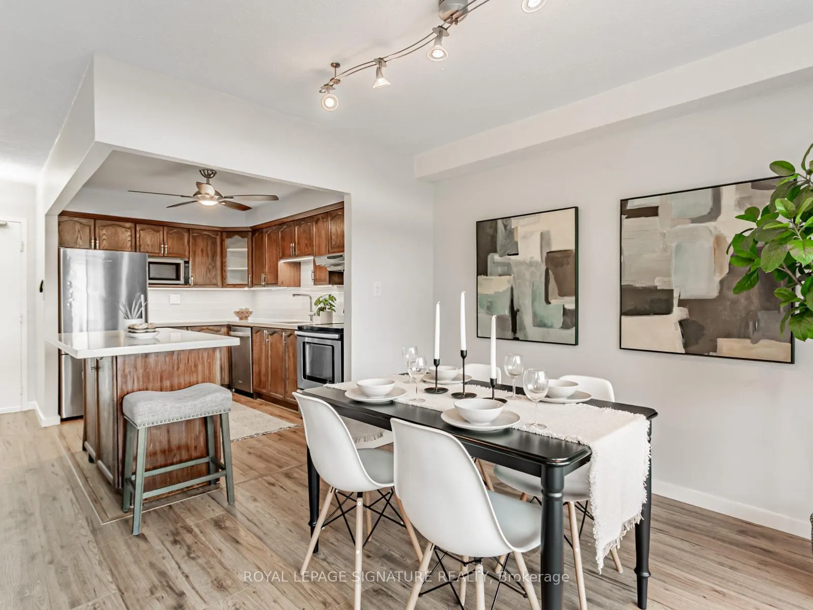 Photo 14 of Unit 308, 20 Edgecliff Golfway, Toronto, Flemingdon Park — HOMEH