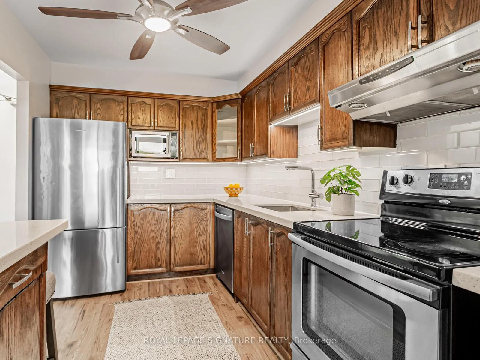 Photo 15 of Unit 308, 20 Edgecliff Golfway, Toronto, Flemingdon Park — HOMEH