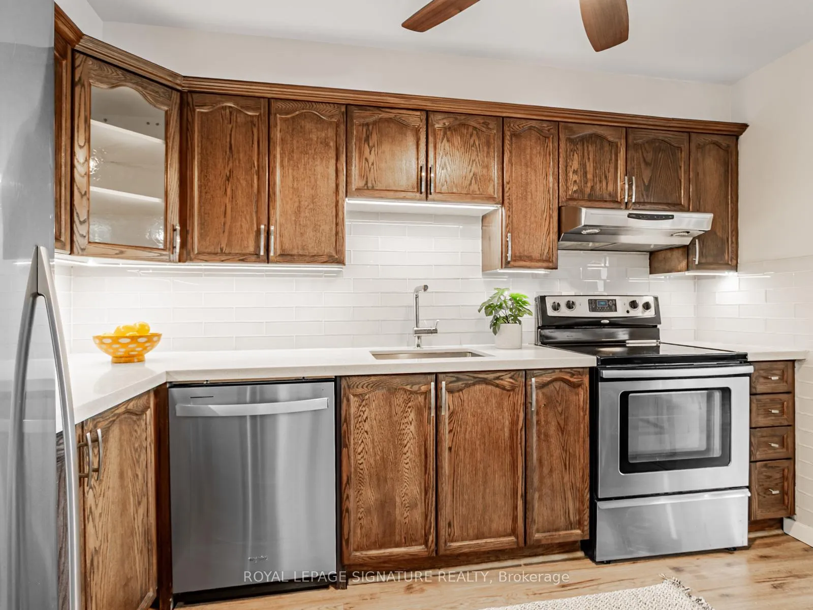 Photo 16 of Unit 308, 20 Edgecliff Golfway, Toronto, Flemingdon Park — HOMEH