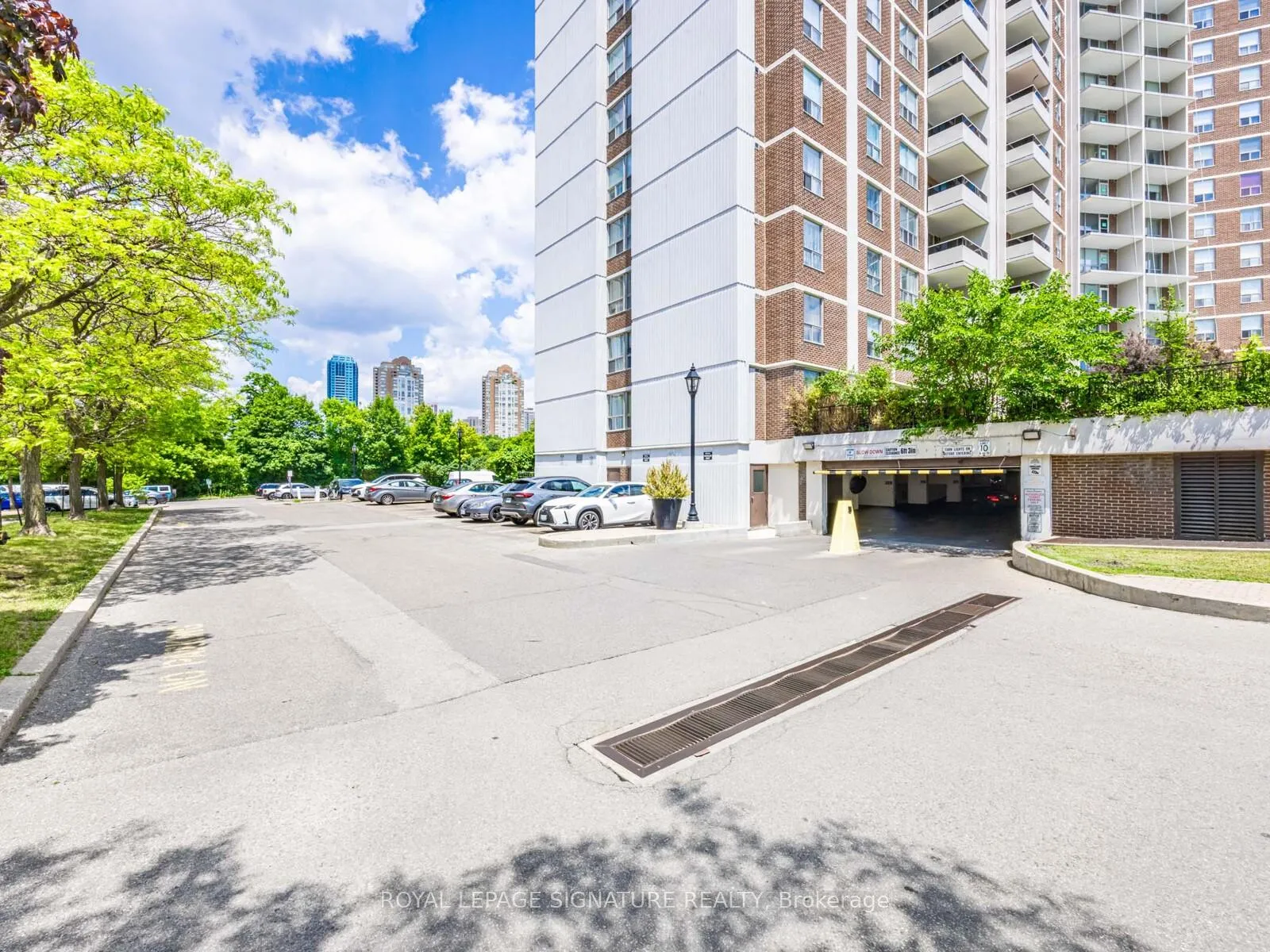 Photo 37 of Unit 308, 20 Edgecliff Golfway, Toronto, Flemingdon Park — HOMEH