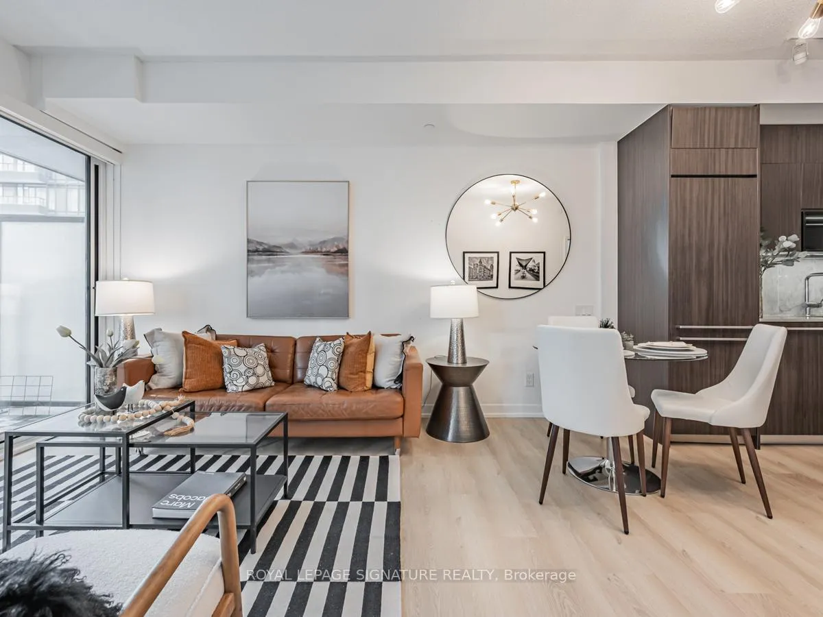 Front of Unit 508, 90 Queens Wharf Road