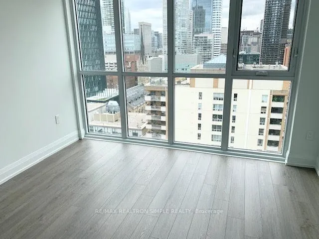 Photo 4 of Unit 2004, 77 Mutual Street, Toronto, Church-Yonge Corridor — HOMEH