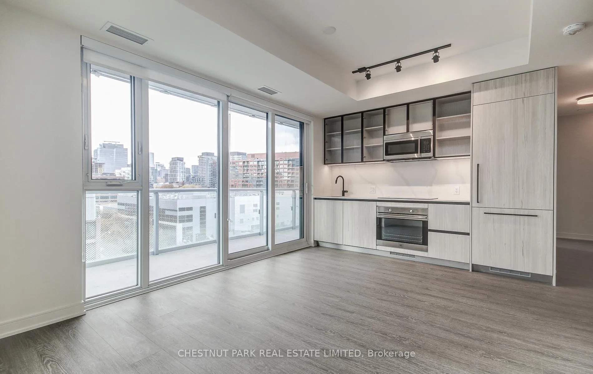 Photo 11 of Unit 717, 425 Front Street E, Toronto, Waterfront Communities — HOMEH