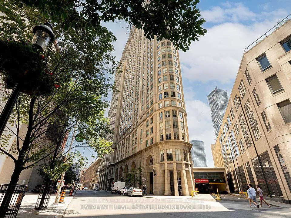 Front of Unit 1922, 25 The Esplanade