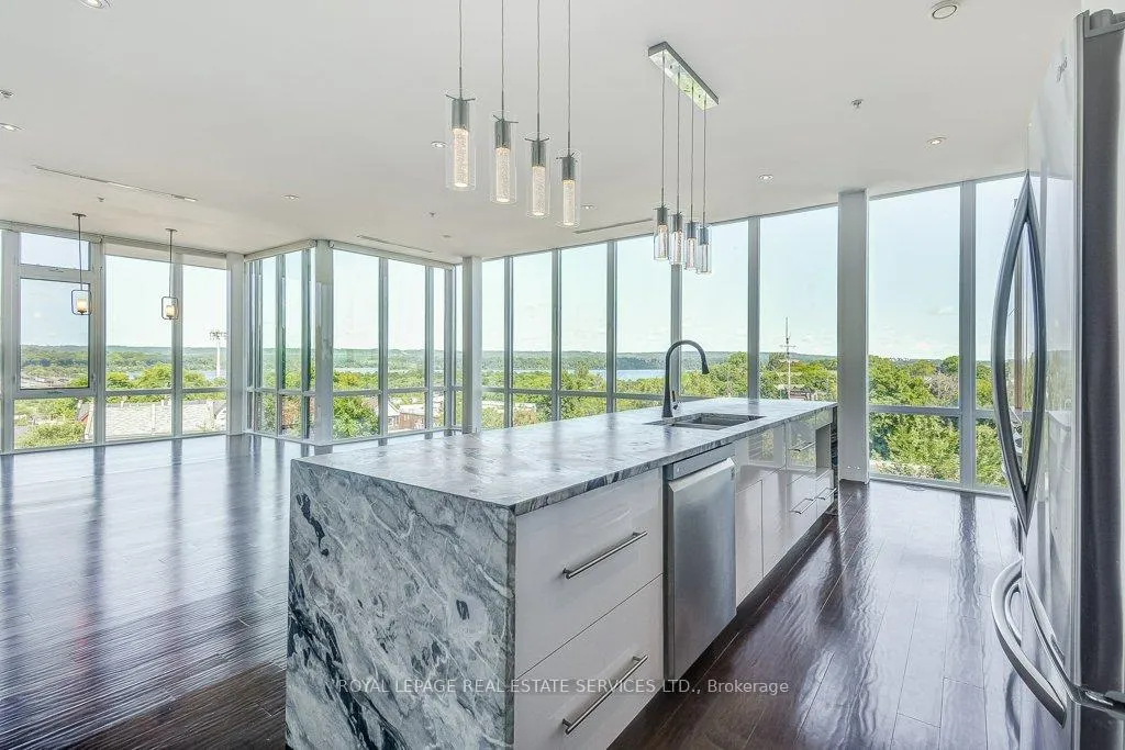 Front of Unit 401, 50 Murray Street W