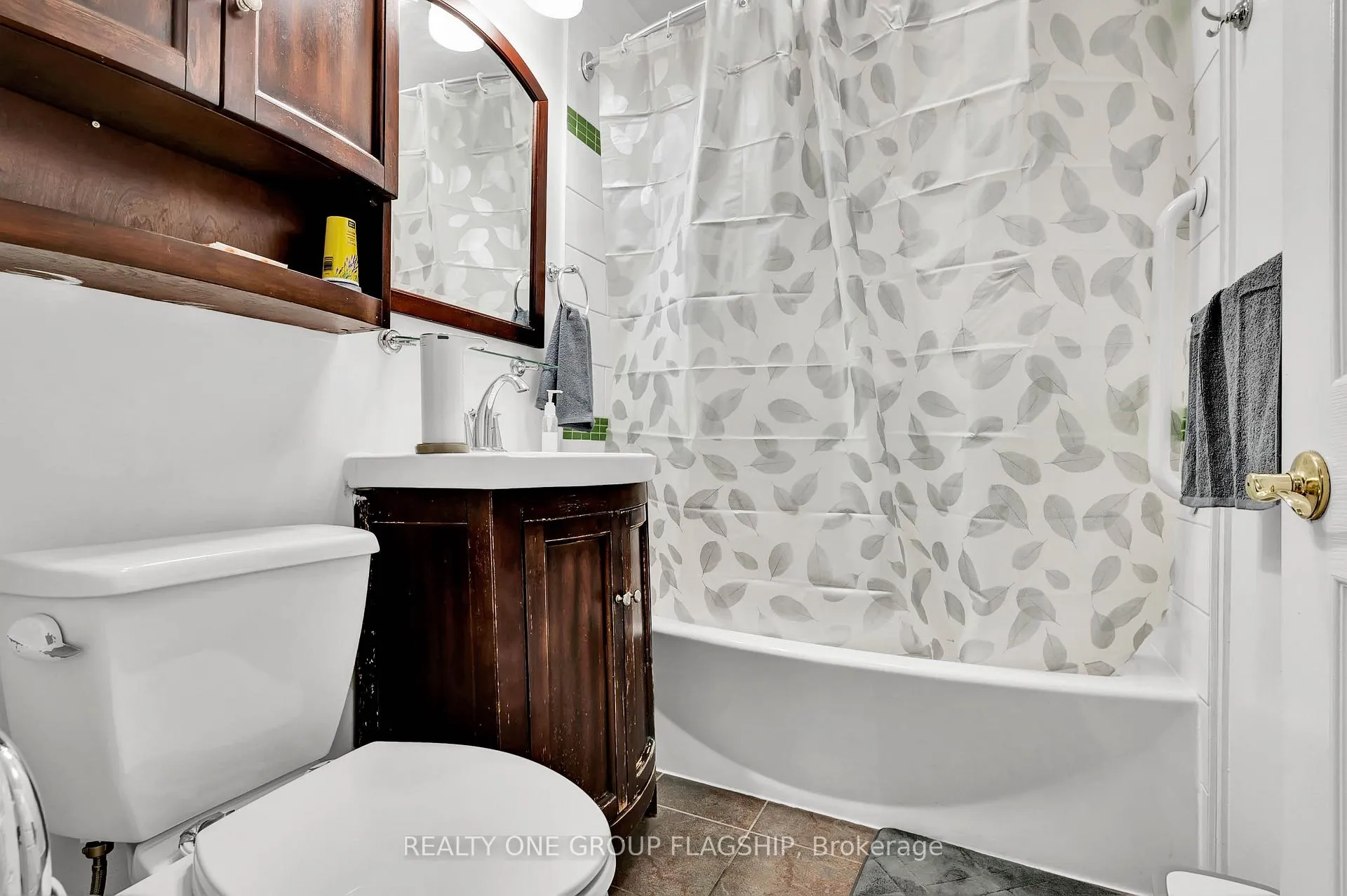 Photo 21 of Unit 702, 293 Mohawk Road E, Hamilton, Hill Park — HOMEH