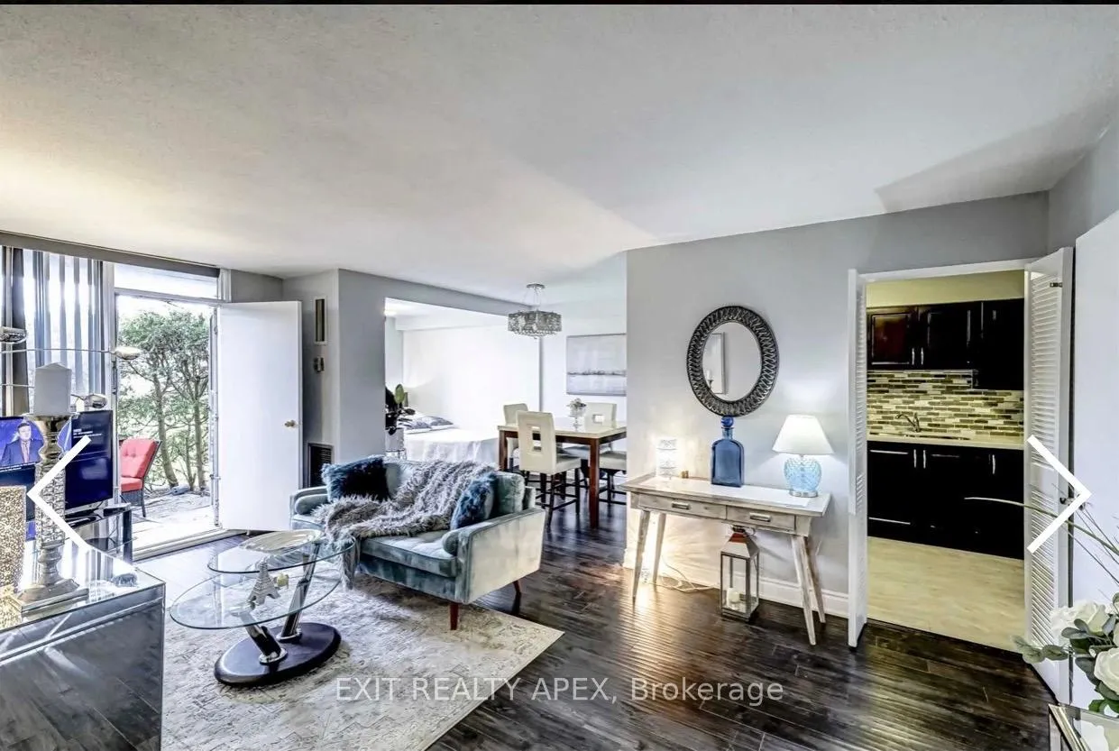 Photo 1 of Unit 302, 10 Edgecliff Gfwy, Toronto, Flemingdon Park — HOMEH