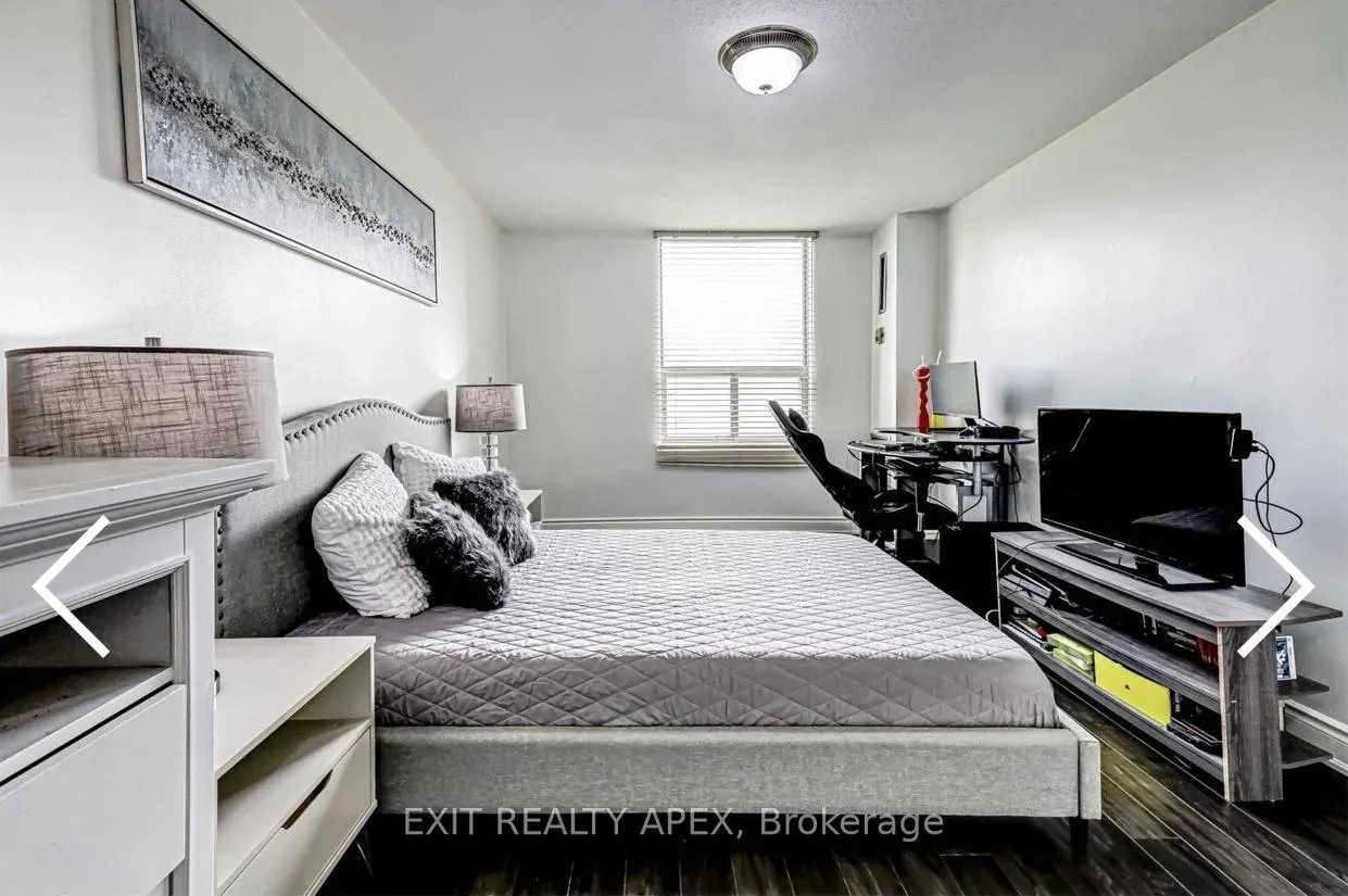 Photo 13 of Unit 302, 10 Edgecliff Gfwy, Toronto, Flemingdon Park — HOMEH