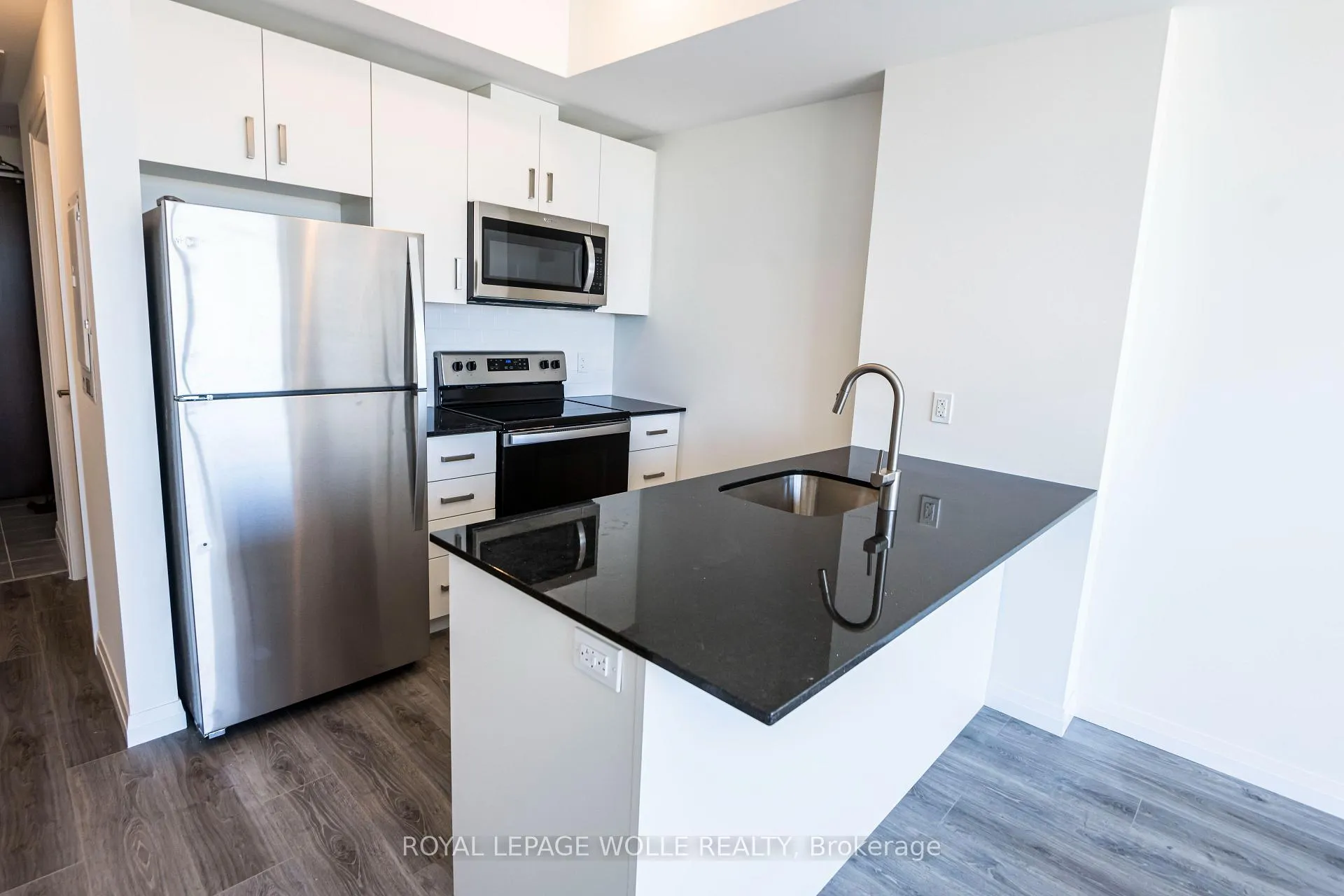 Photo 1 of Unit 2510, 108 Garment Street, Kitchener — HOMEH