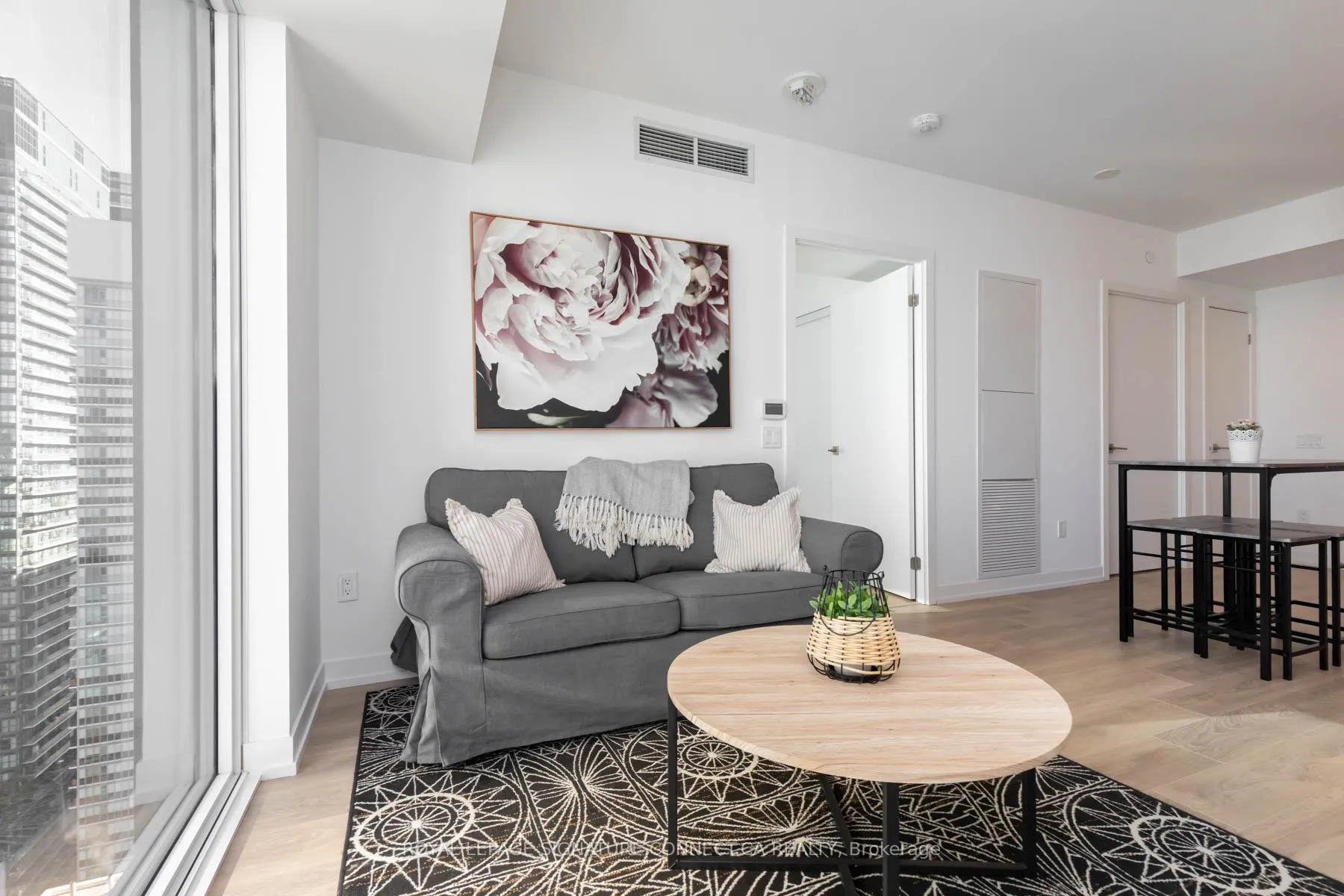 Photo 3 of Unit 3115, 82 Dalhousie Street, Toronto, Church-Yonge Corridor — HOMEH