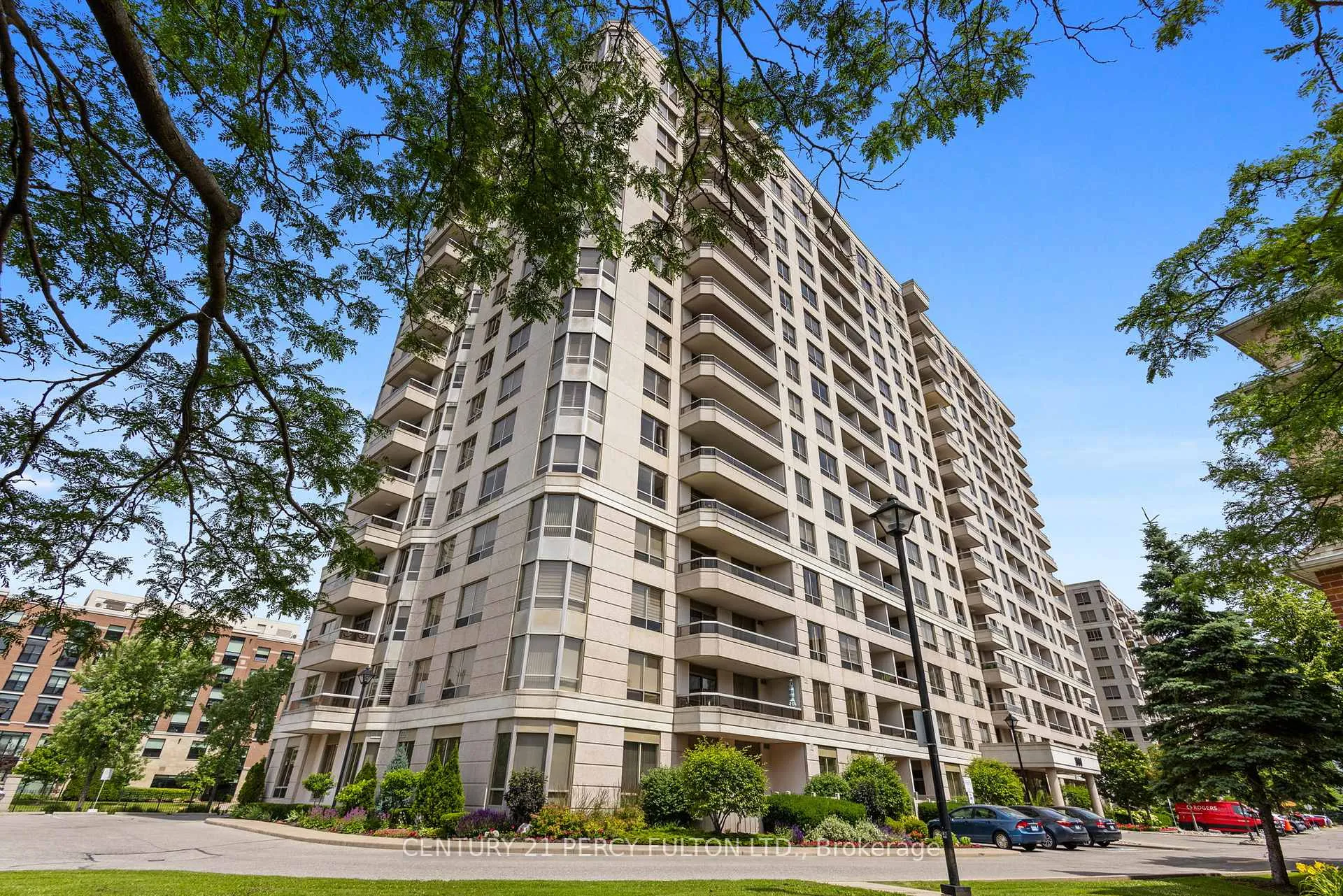 Front of Unit 114, 1000 The Esplanade N