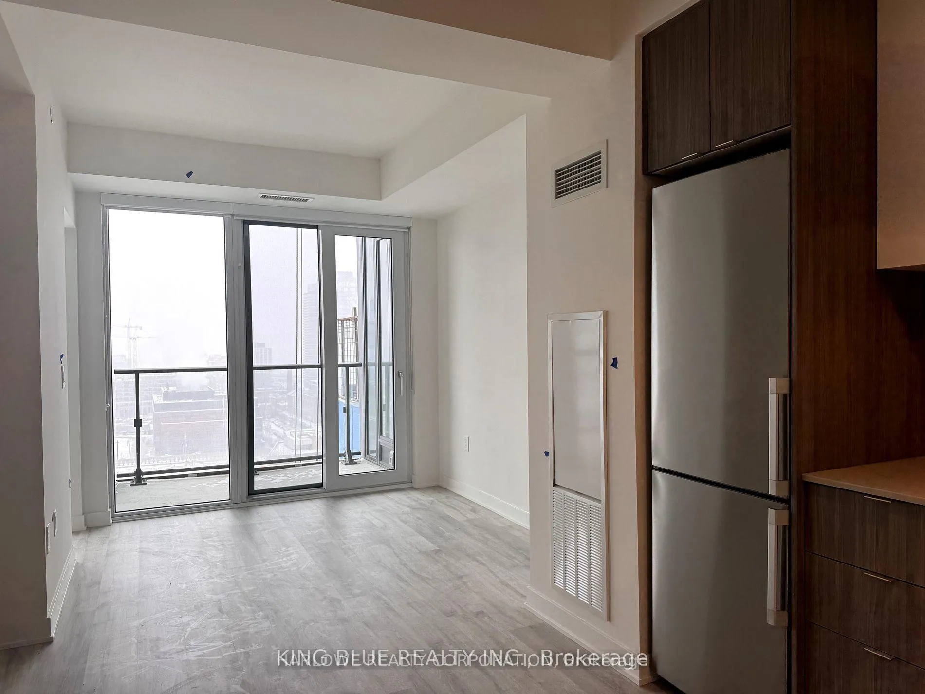 Photo 3 of Unit 1809 E, 70 Princess Street E, Toronto, Waterfront Communities — HOMEH