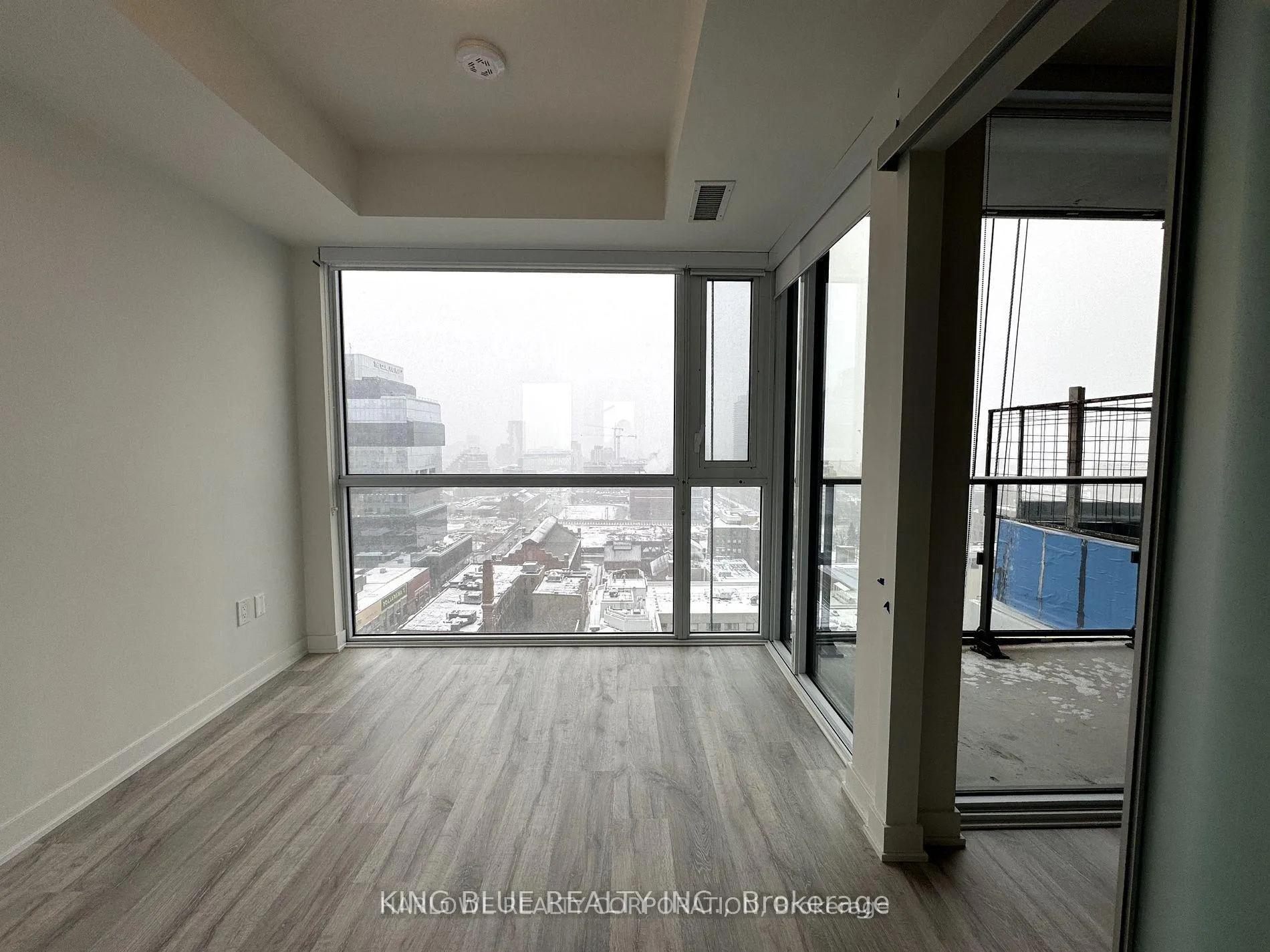 Photo 6 of Unit 1809 E, 70 Princess Street E, Toronto, Waterfront Communities — HOMEH