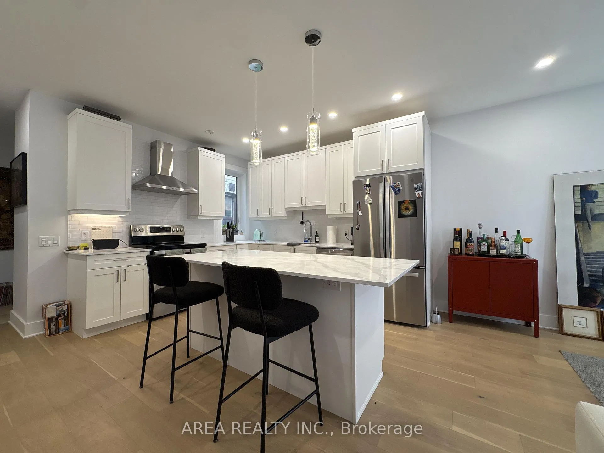 Photo 1 of Unit 3, 619 College Street, Toronto, Palmerston-Little Italy — HOMEH