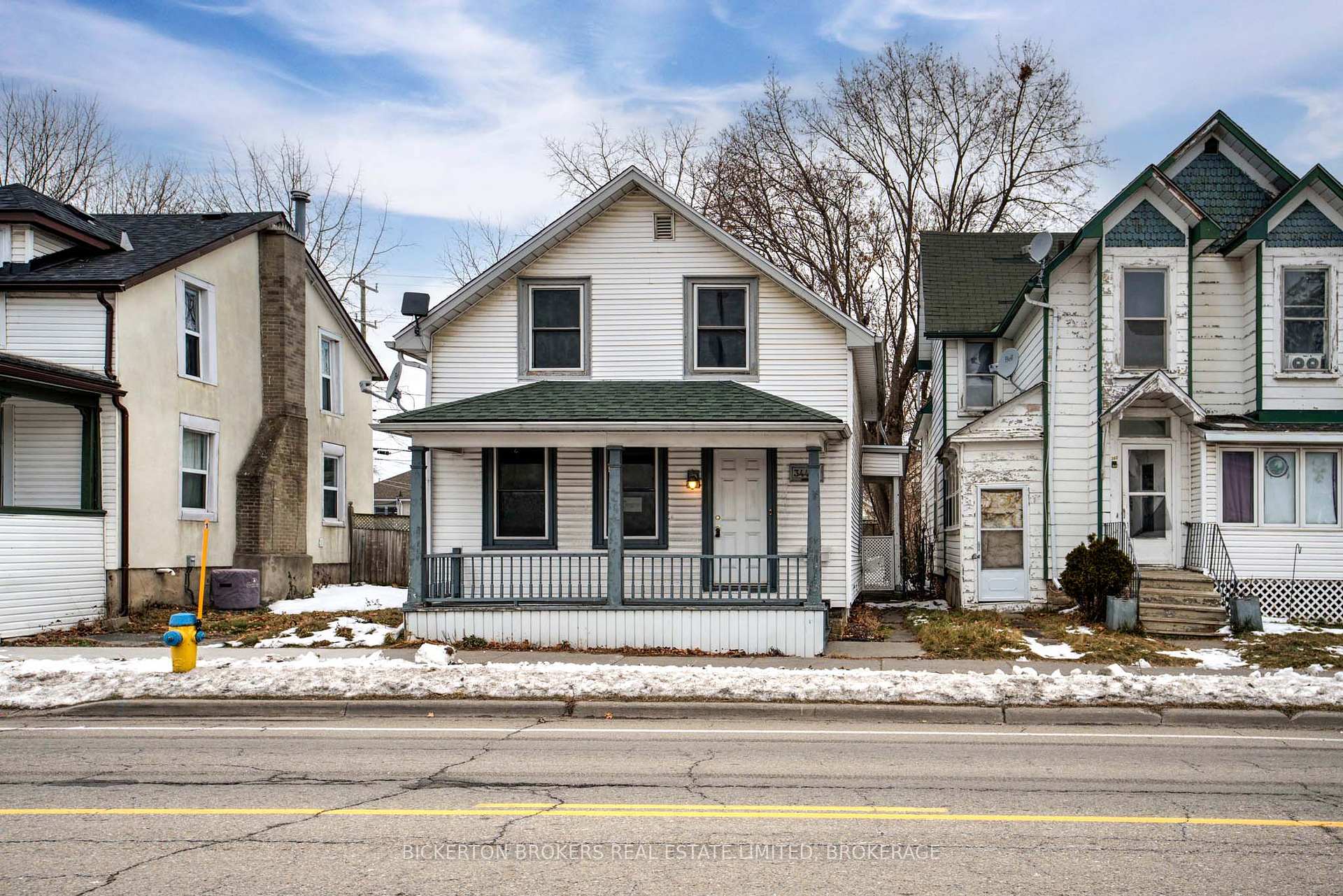Photo 1 of 344 King Street E, Gananoque — HOMEH