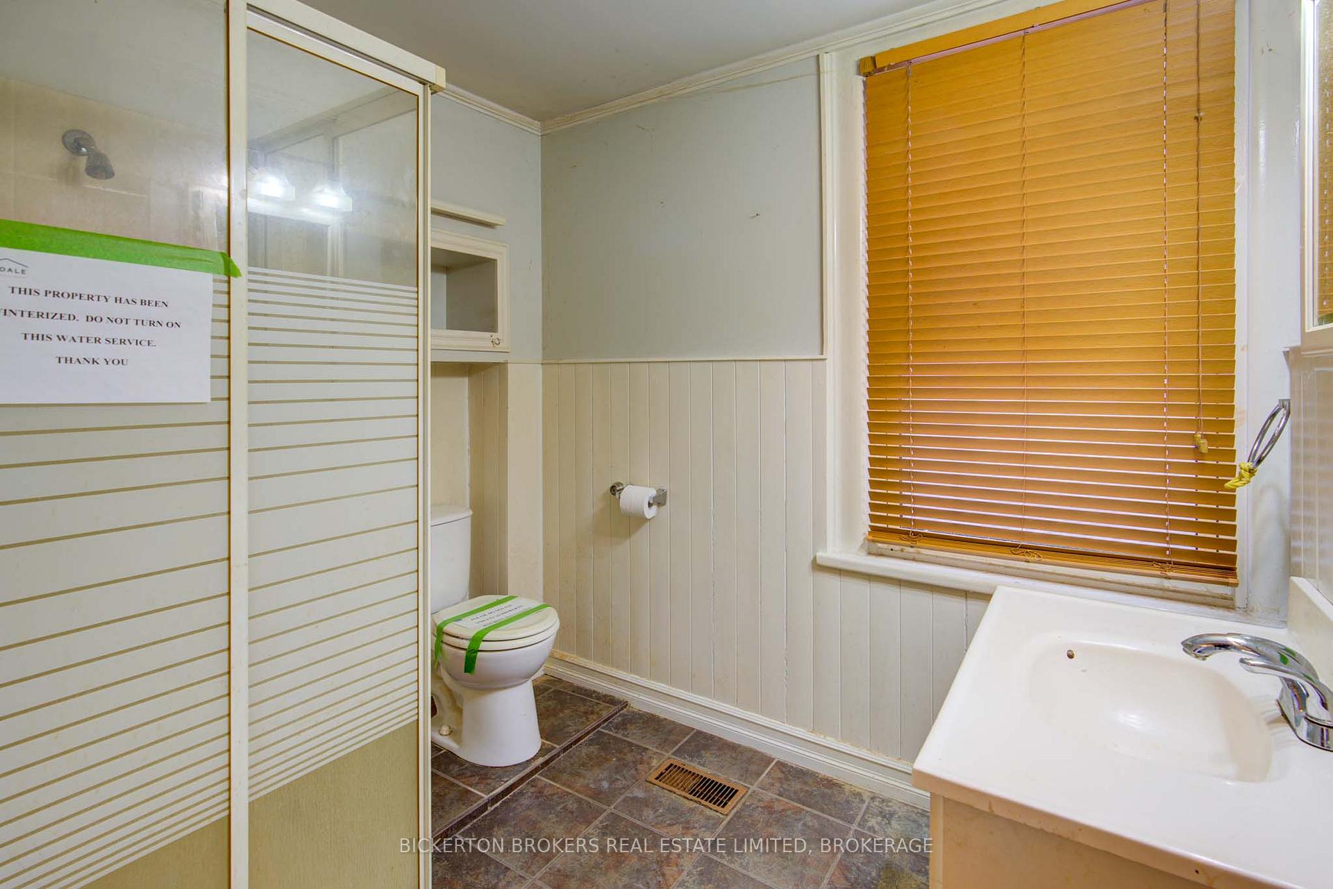Photo 14 of 344 King Street E, Gananoque — HOMEH