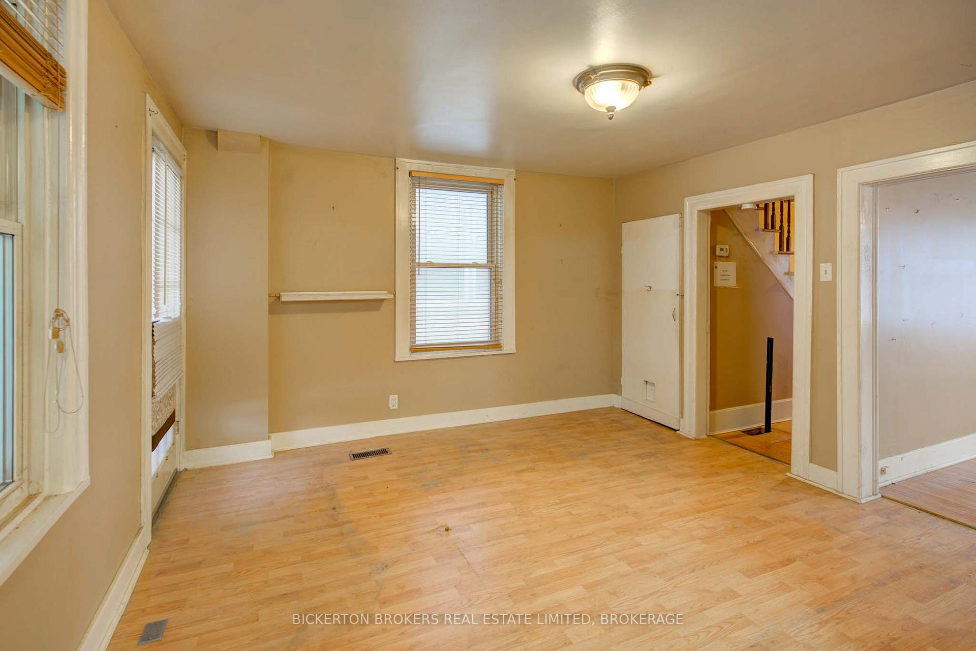 Photo 16 of 344 King Street E, Gananoque — HOMEH