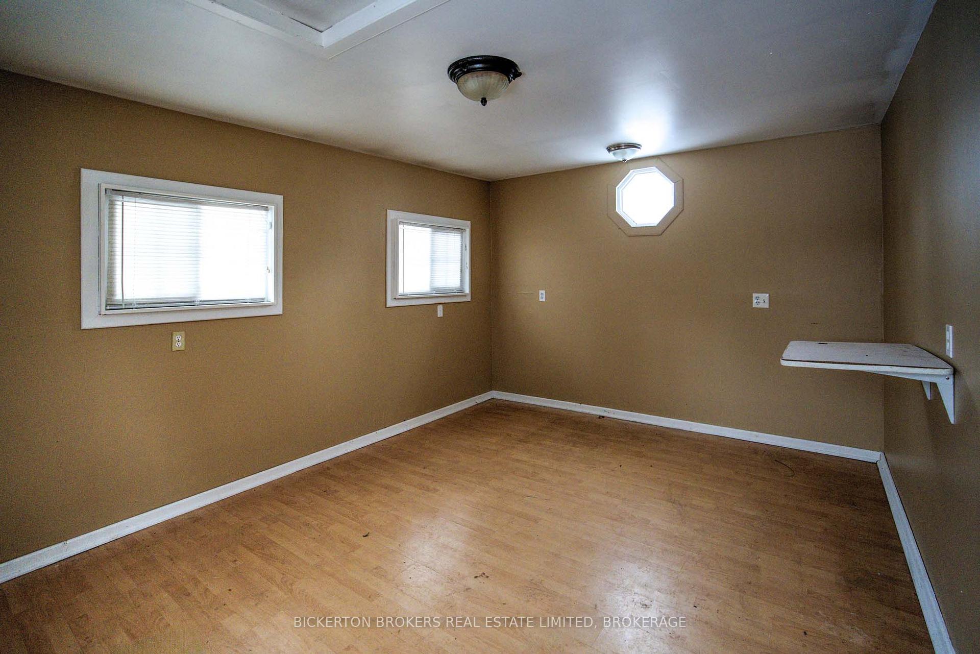 Photo 34 of 344 King Street E, Gananoque — HOMEH