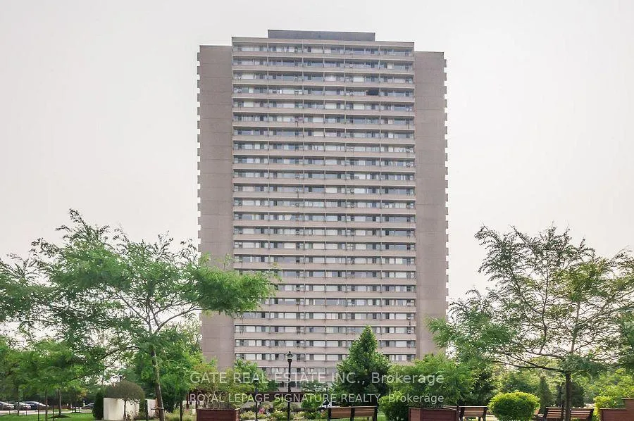 Front of Unit 1601, 725 Don Mills Road