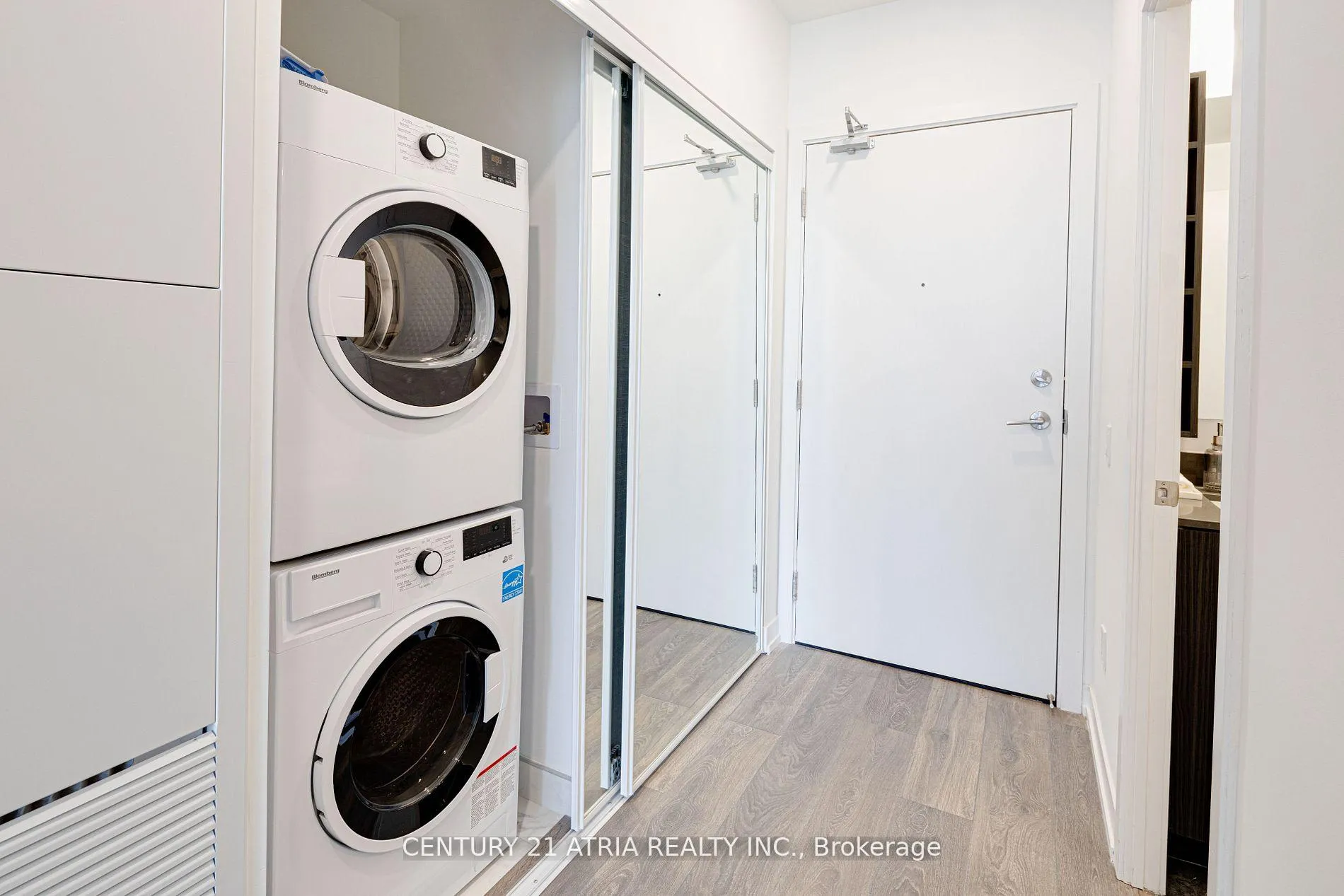 Photo 2 of Unit PH09, 82 Dalhousie Street, Toronto, Church-Yonge Corridor — HOMEH