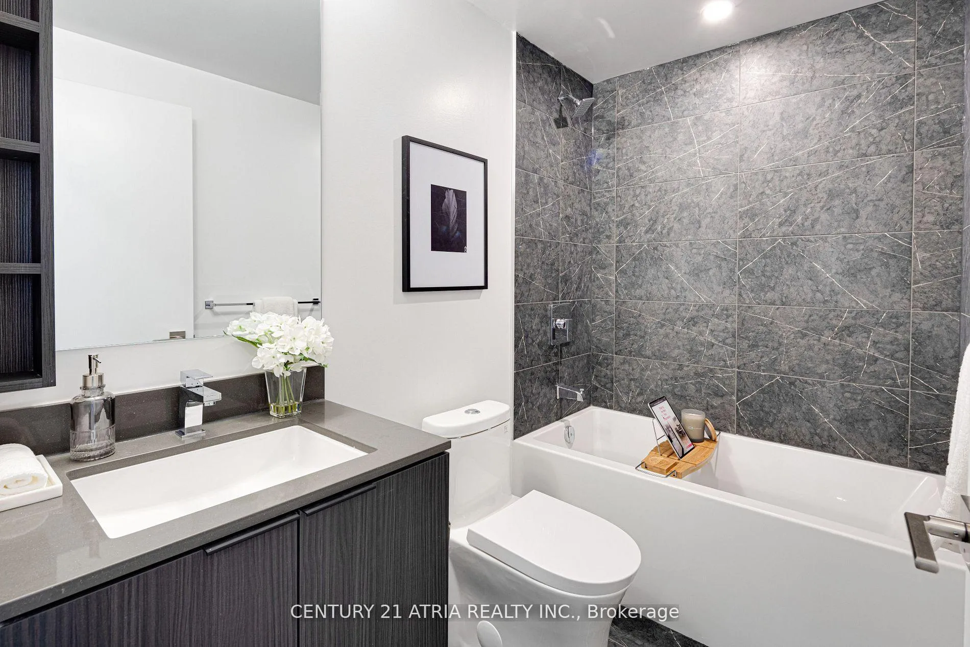 Photo 3 of Unit PH09, 82 Dalhousie Street, Toronto, Church-Yonge Corridor — HOMEH