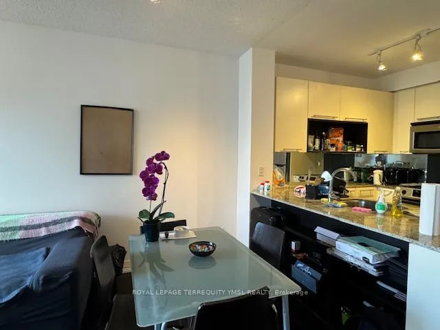 Photo 3 of Unit 2903, 21 Carlton Street, Toronto, Church-Yonge Corridor — HOMEH