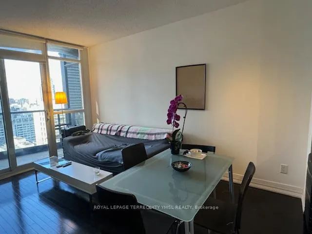 Photo 4 of Unit 2903, 21 Carlton Street, Toronto, Church-Yonge Corridor — HOMEH