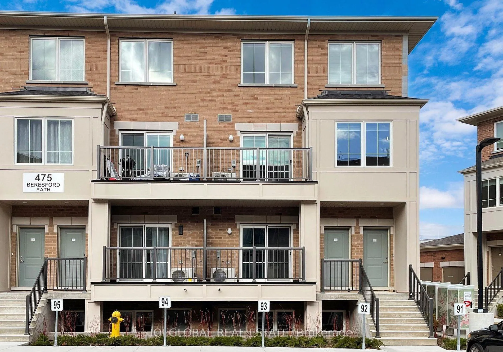 Photo 3 of Unit 08, 475 Beresford Path, Oshawa, Central — HOMEH