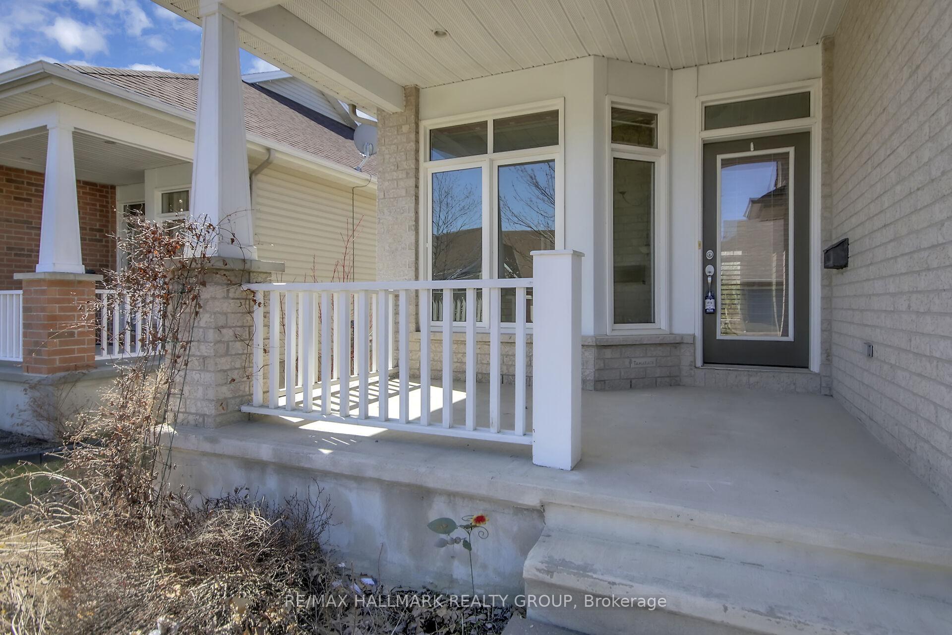 Photo 3 of 255 Bulrush Crescent, Ottawa, Blossom Park/Kemp Park/Findlay Creek — HOMEH