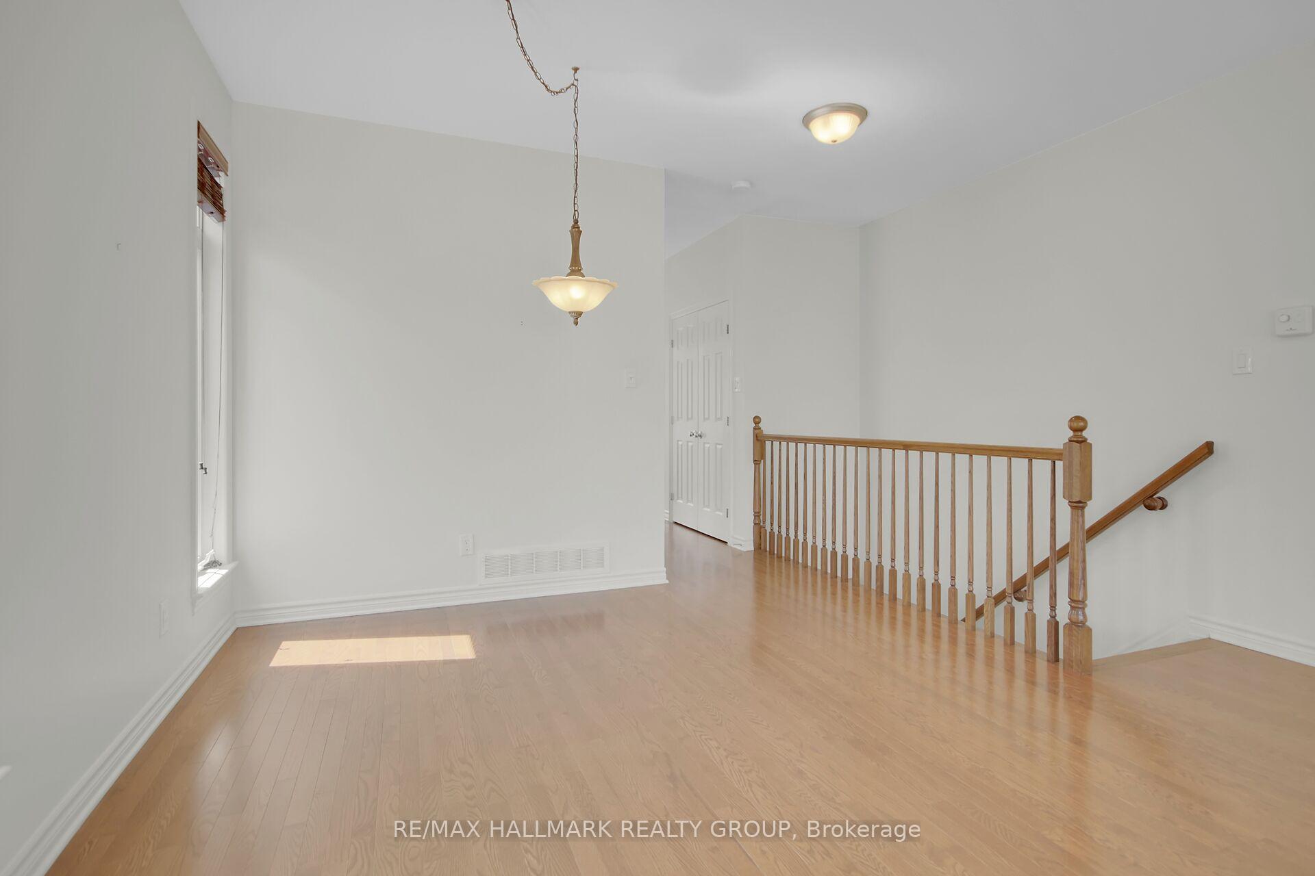 Photo 8 of 255 Bulrush Crescent, Ottawa, Blossom Park/Kemp Park/Findlay Creek — HOMEH