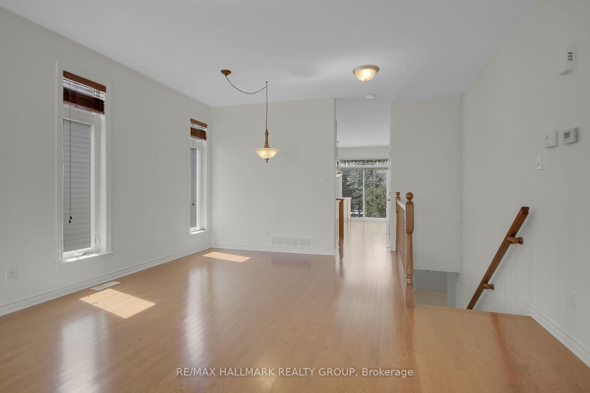 Photo 9 of 255 Bulrush Crescent, Ottawa, Blossom Park/Kemp Park/Findlay Creek — HOMEH