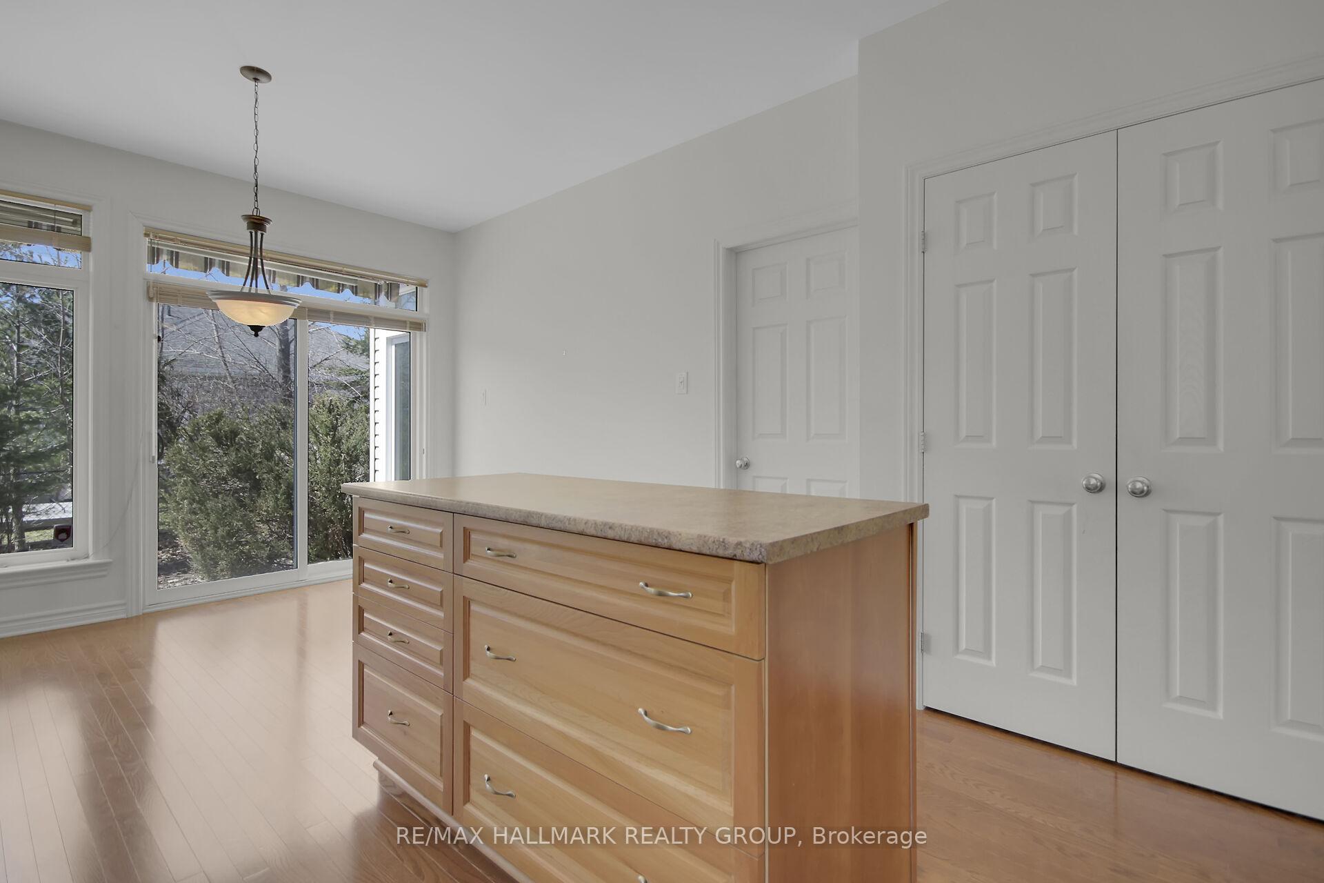 Photo 13 of 255 Bulrush Crescent, Ottawa, Blossom Park/Kemp Park/Findlay Creek — HOMEH