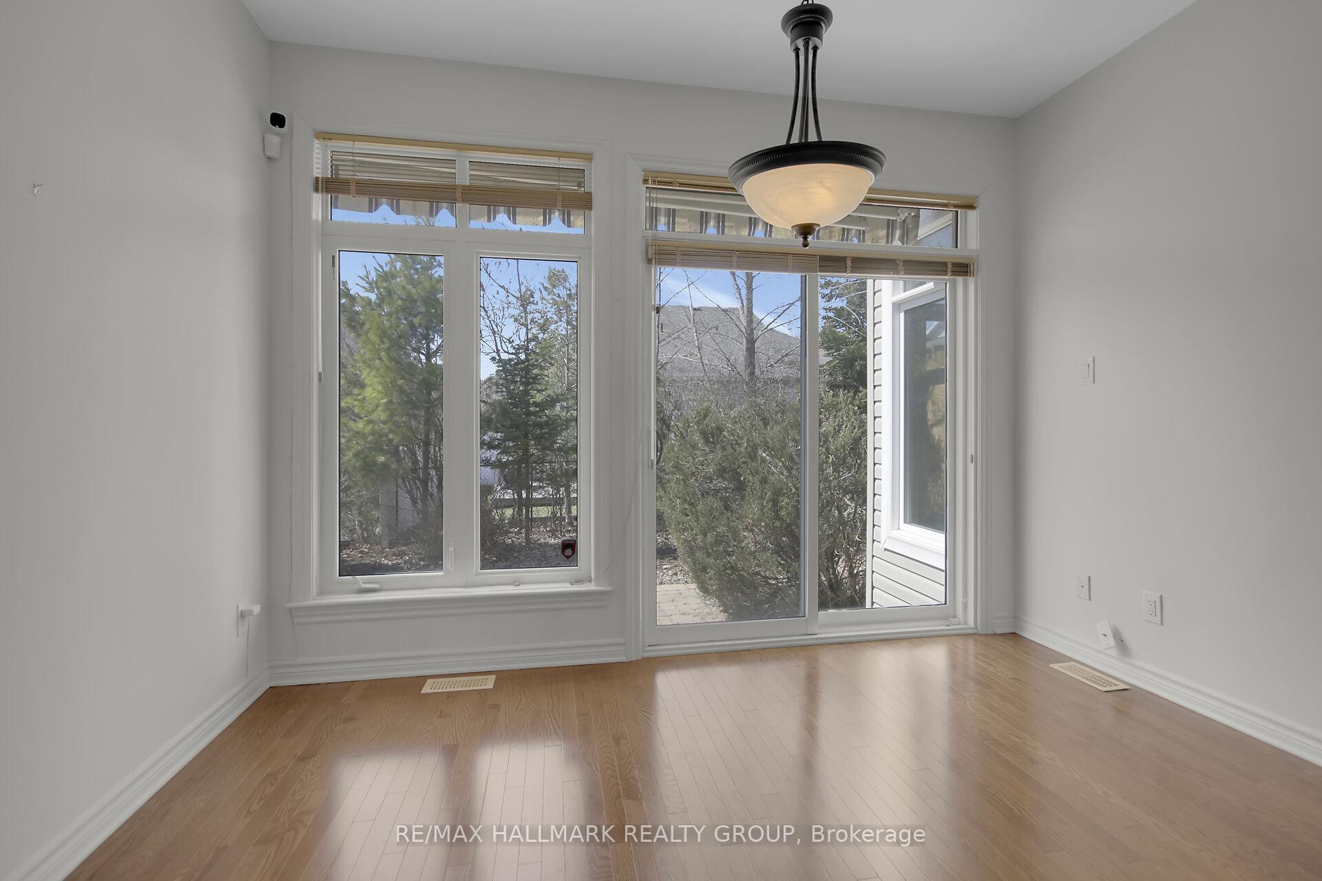 Photo 14 of 255 Bulrush Crescent, Ottawa, Blossom Park/Kemp Park/Findlay Creek — HOMEH