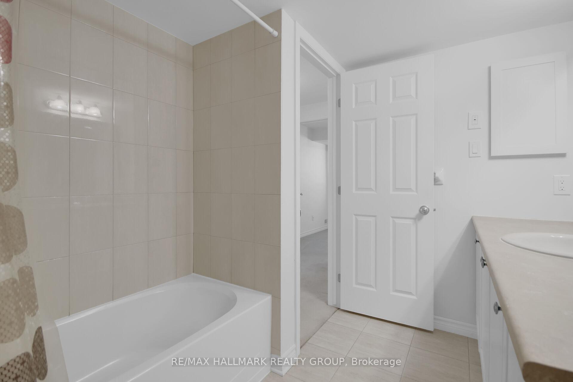 Photo 23 of 255 Bulrush Crescent, Ottawa, Blossom Park/Kemp Park/Findlay Creek — HOMEH
