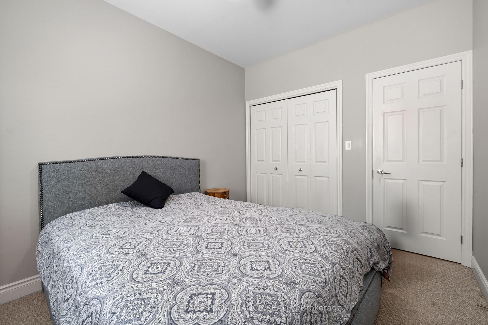 Photo 22 of 24 Hampton Ridge Drive, Belleville, Thurlow Ward — HOMEH